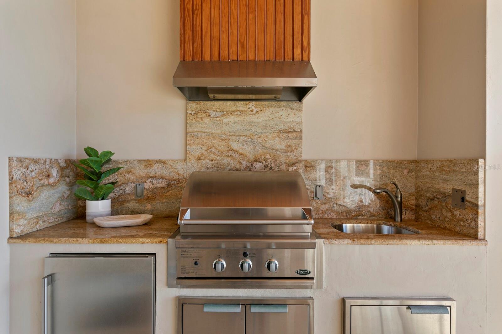 SOUTH CSWY ISLE YACHT CLUB 5TH ADD - Residential