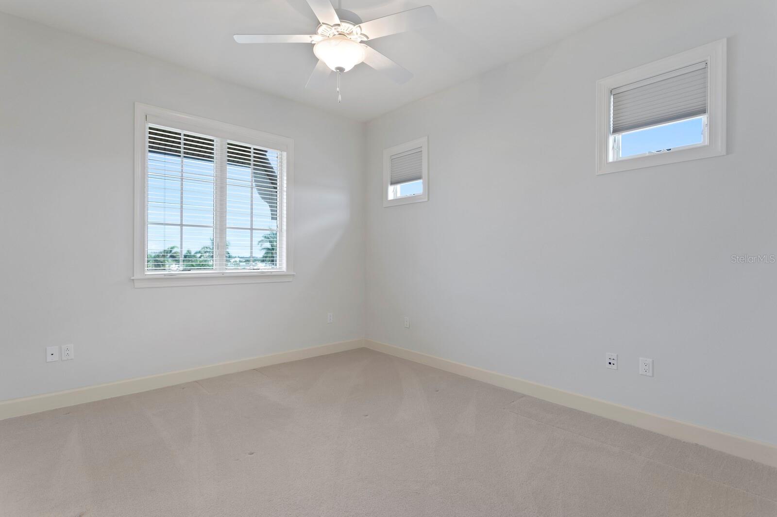 SOUTH CSWY ISLE YACHT CLUB 5TH ADD - Residential