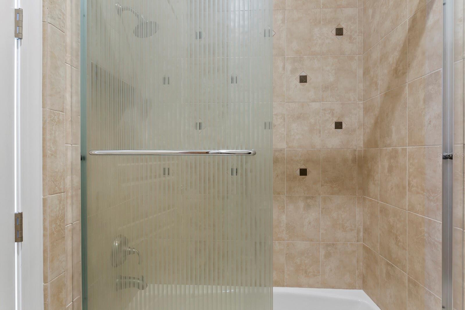 SOUTH CSWY ISLE YACHT CLUB 5TH ADD - Residential