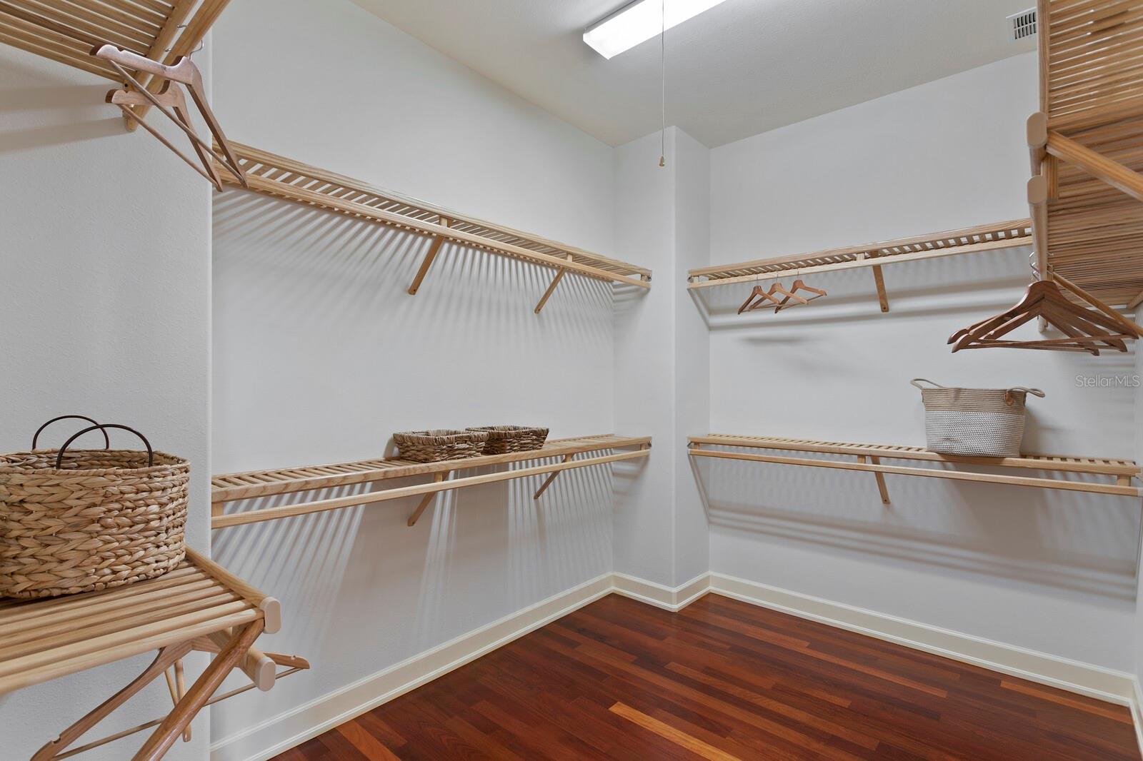 SOUTH CSWY ISLE YACHT CLUB 5TH ADD - Residential