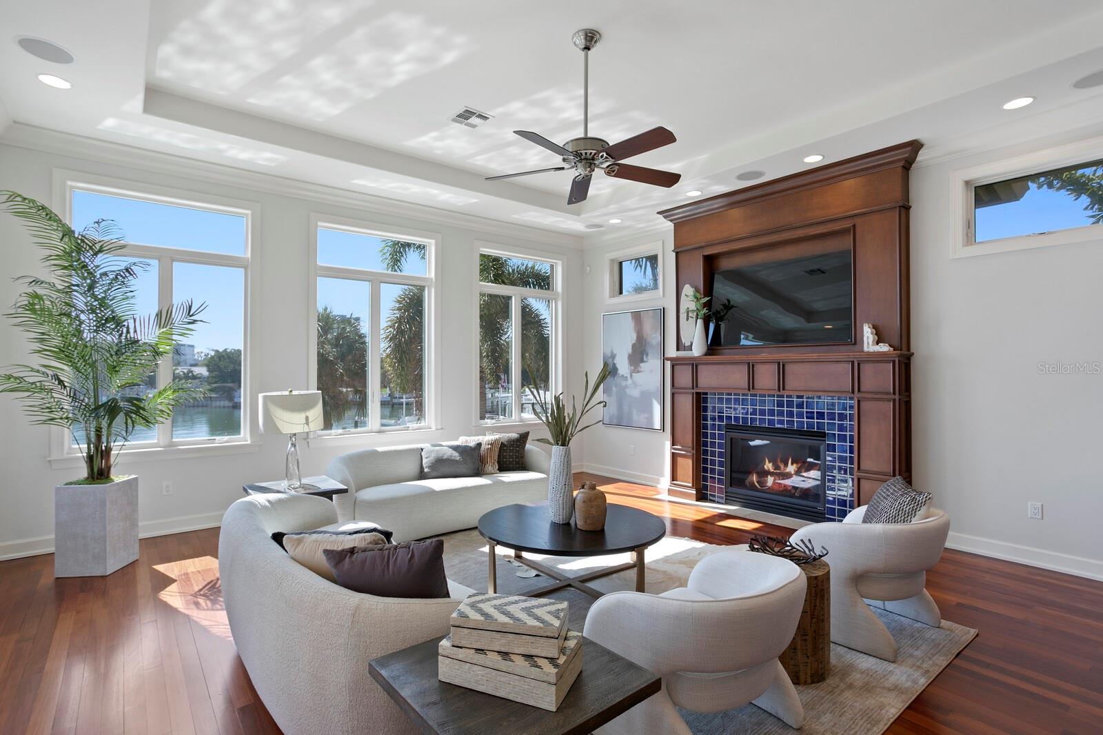 SOUTH CSWY ISLE YACHT CLUB 5TH ADD - Residential