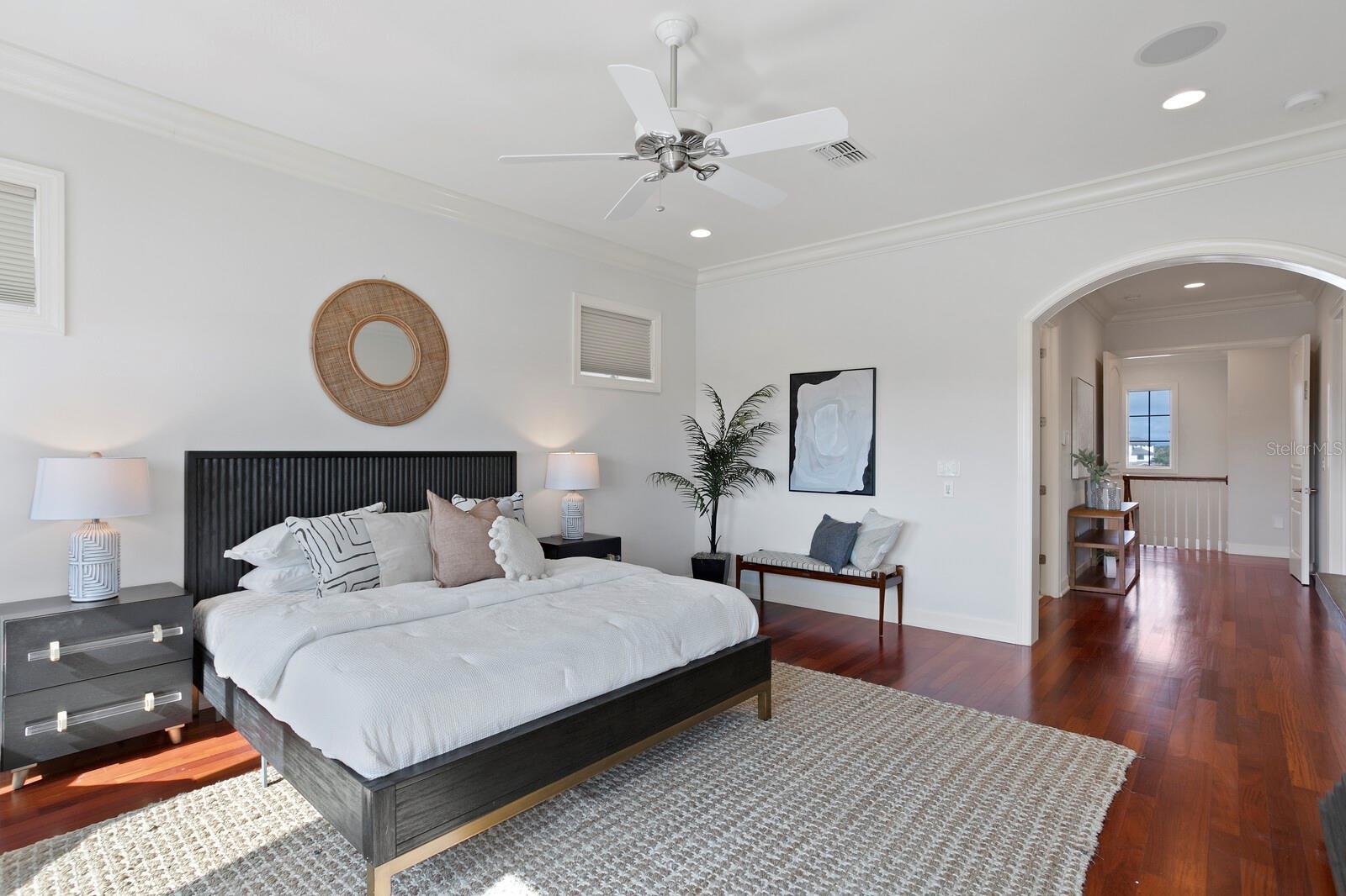 SOUTH CSWY ISLE YACHT CLUB 5TH ADD - Residential