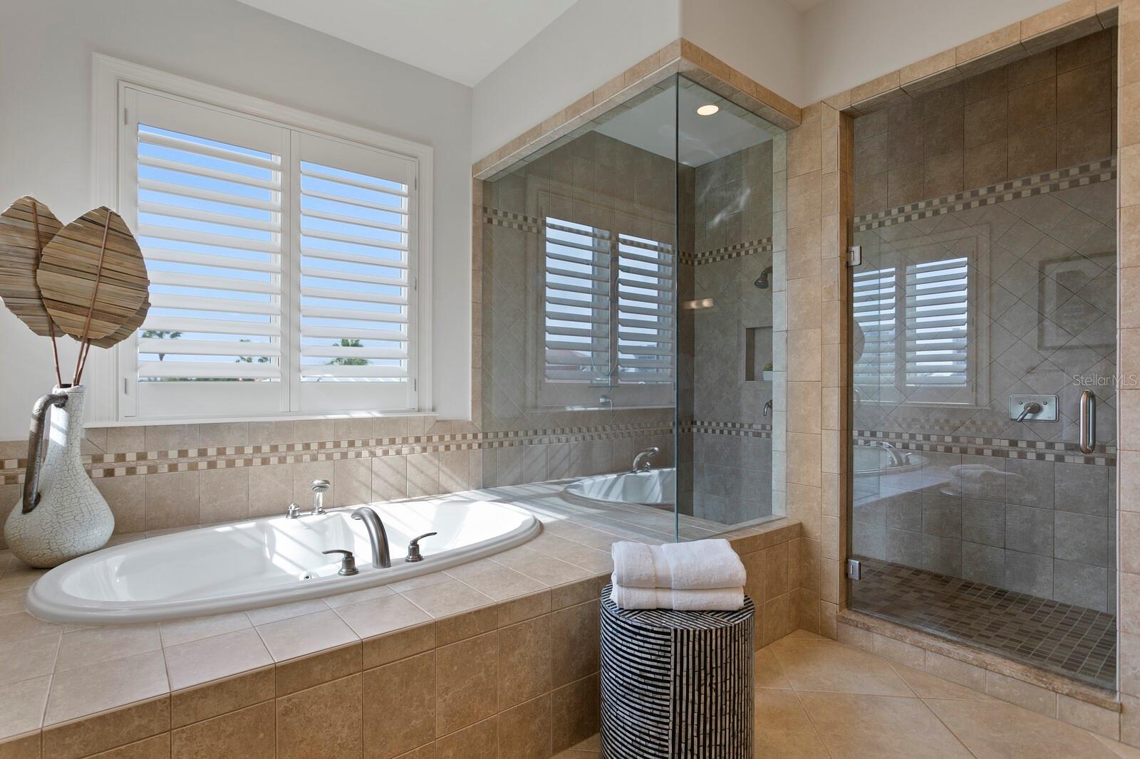 SOUTH CSWY ISLE YACHT CLUB 5TH ADD - Residential