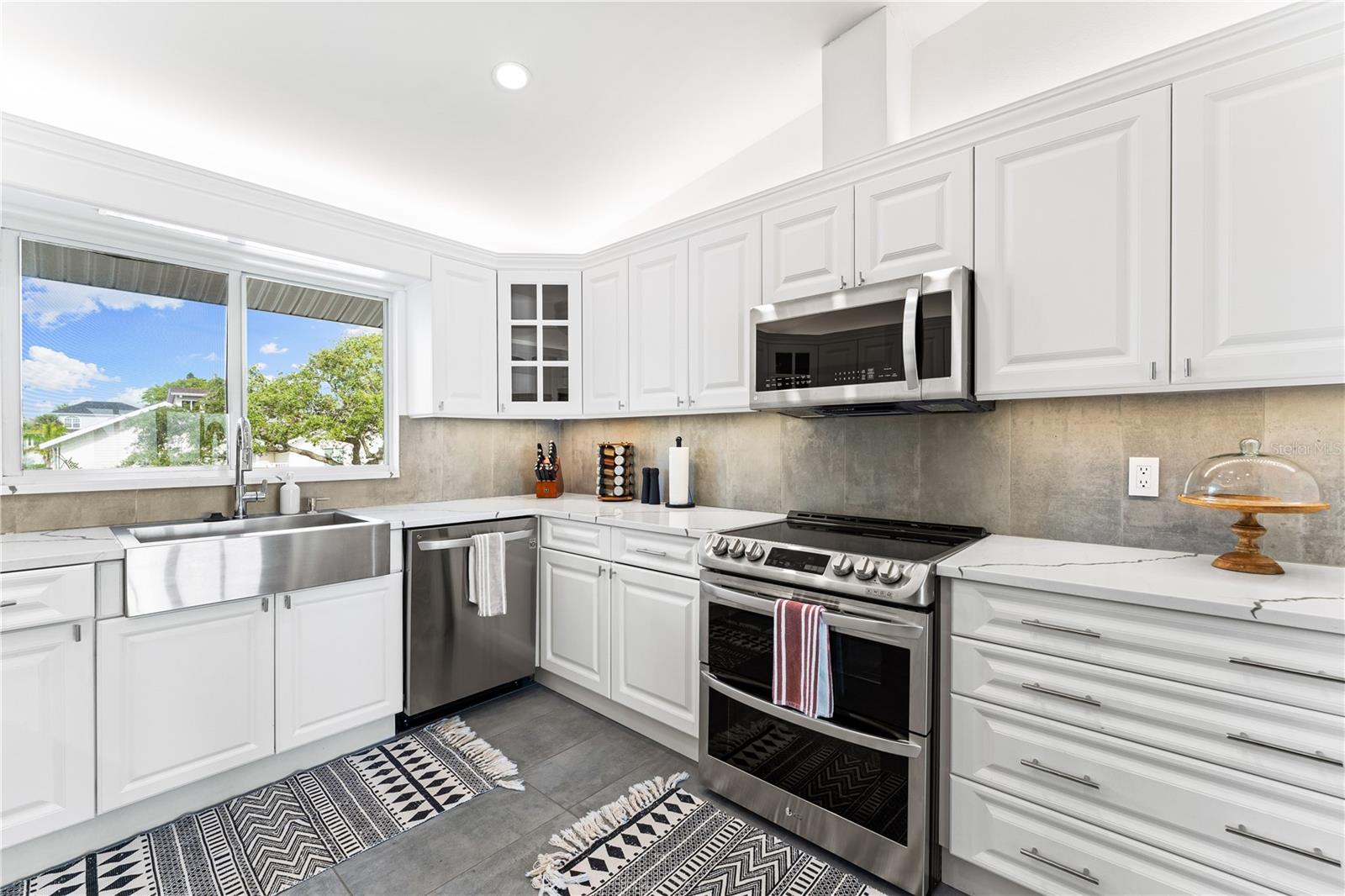 CONQUISTADOR BAYSIDE - Residential