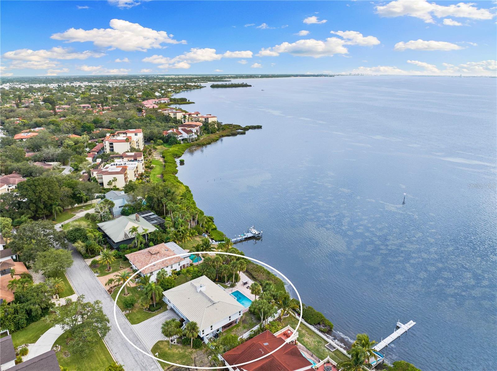 CONQUISTADOR BAYSIDE - Residential