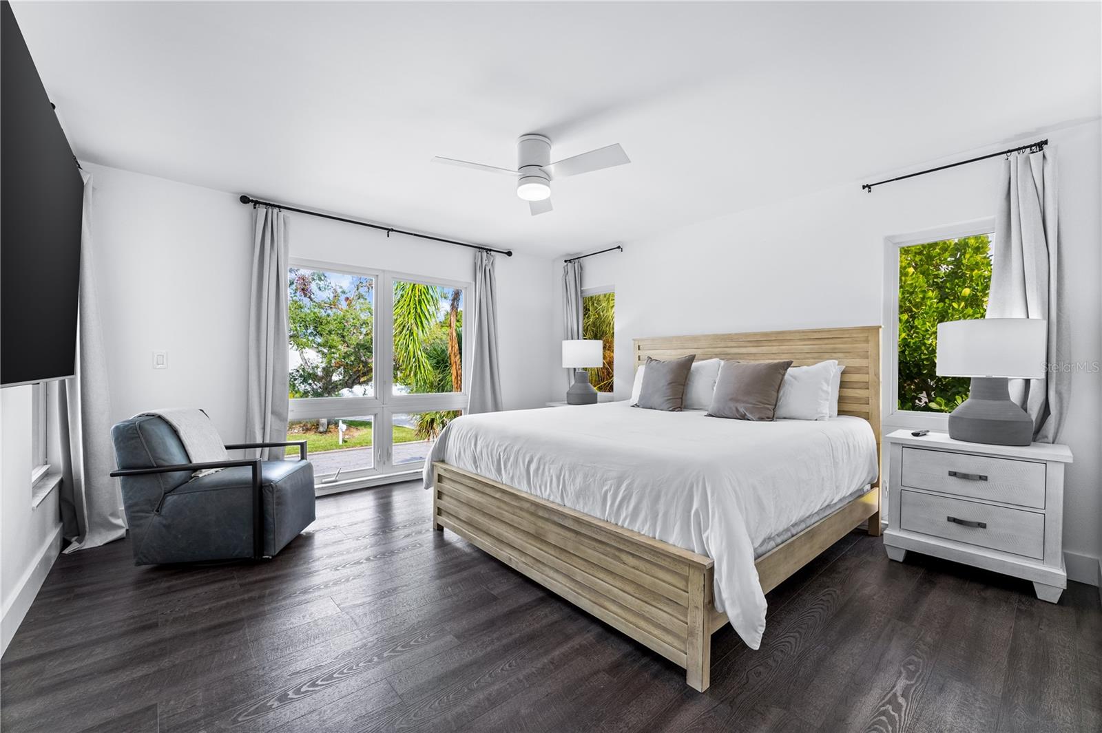 CONQUISTADOR BAYSIDE - Residential