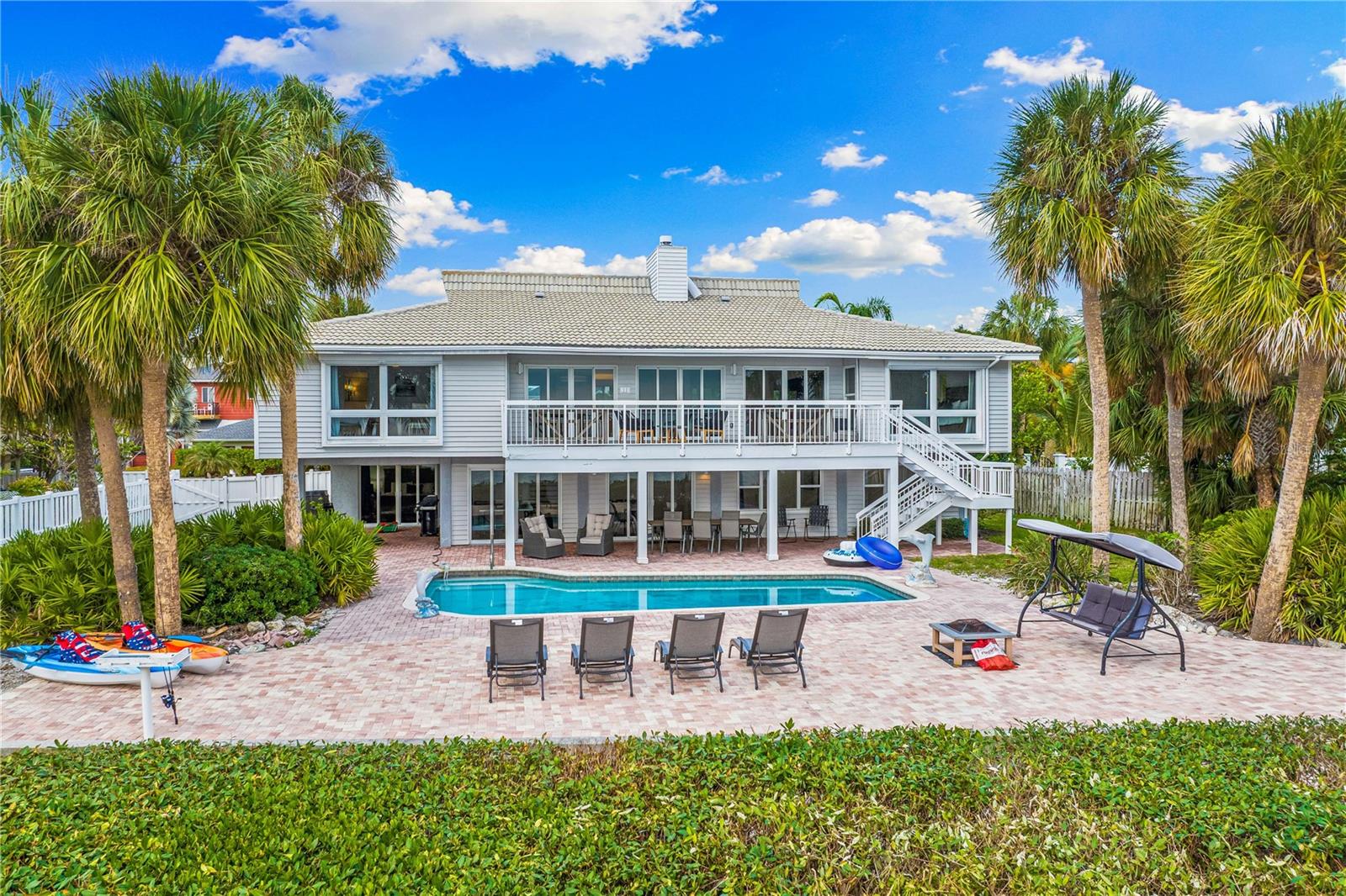 CONQUISTADOR BAYSIDE - Residential