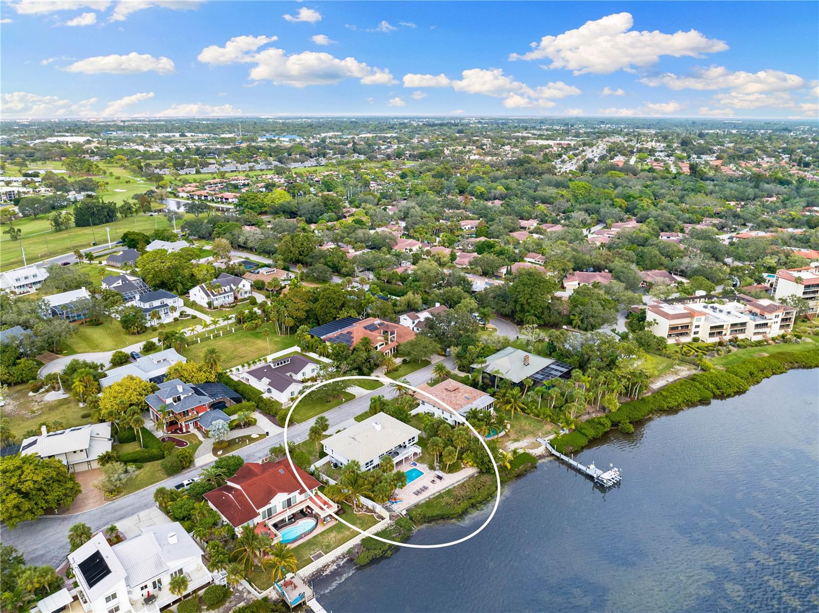 CONQUISTADOR BAYSIDE - Residential