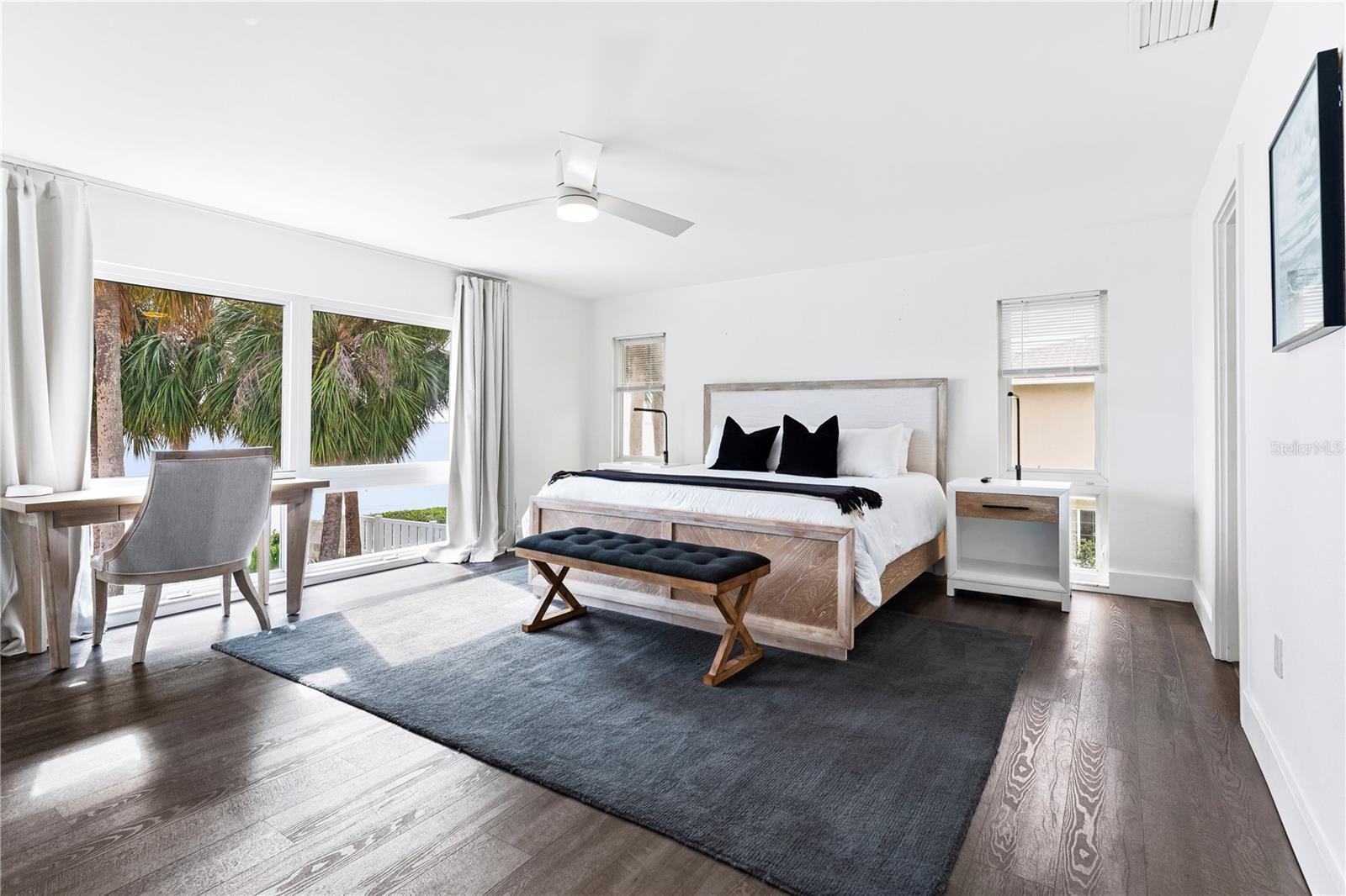 CONQUISTADOR BAYSIDE - Residential