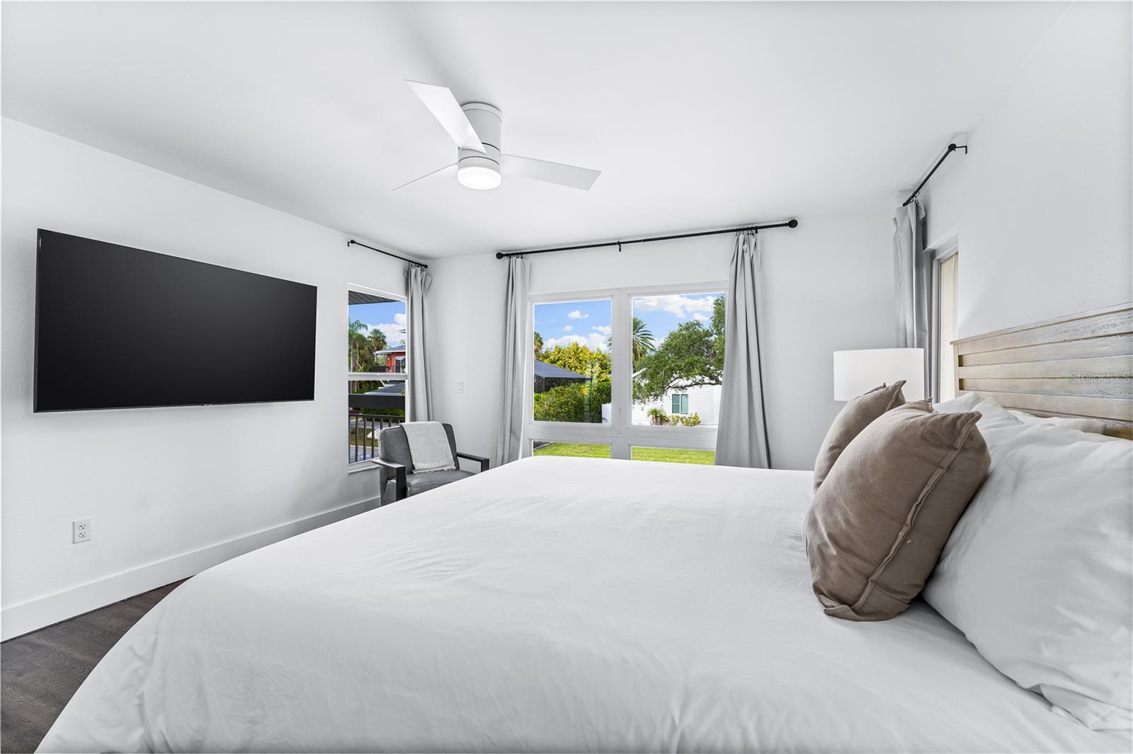 CONQUISTADOR BAYSIDE - Residential