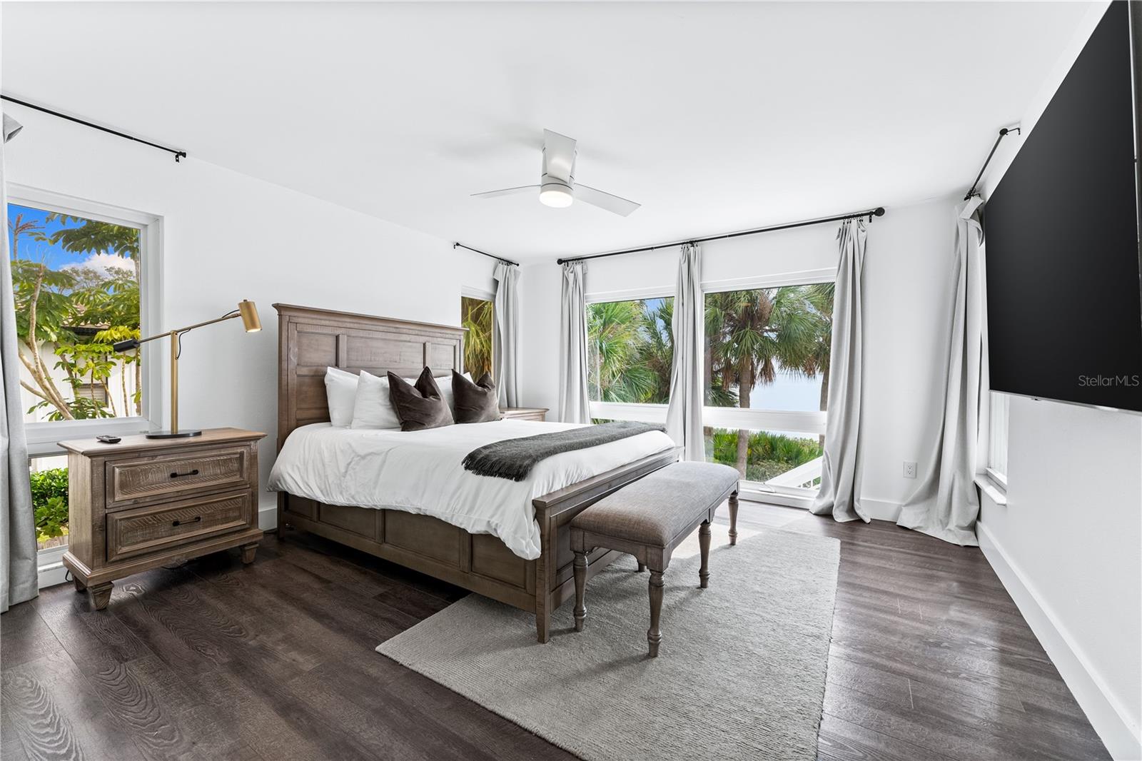 CONQUISTADOR BAYSIDE - Residential