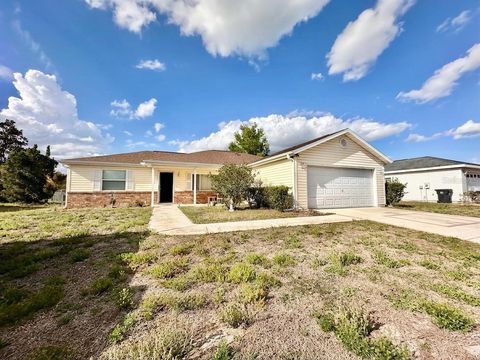 Photo of 17309 SE 98th Circle, Summerfield, FL 34491 (MLS # OM722095)