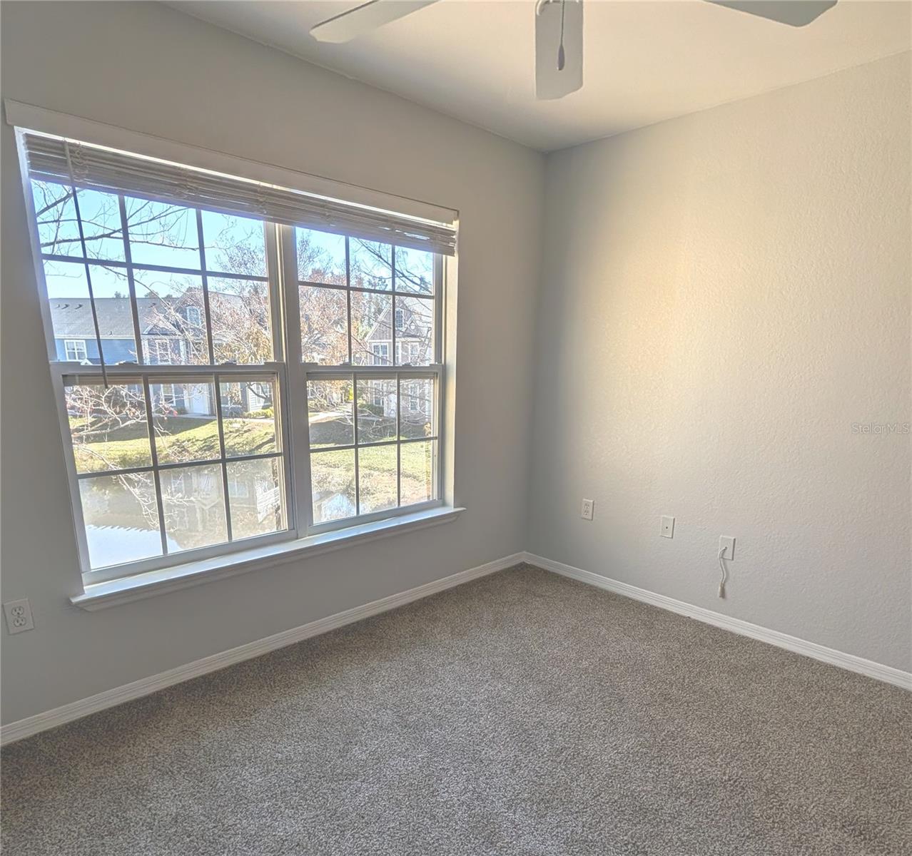 ADMIRALS WALK - Residential