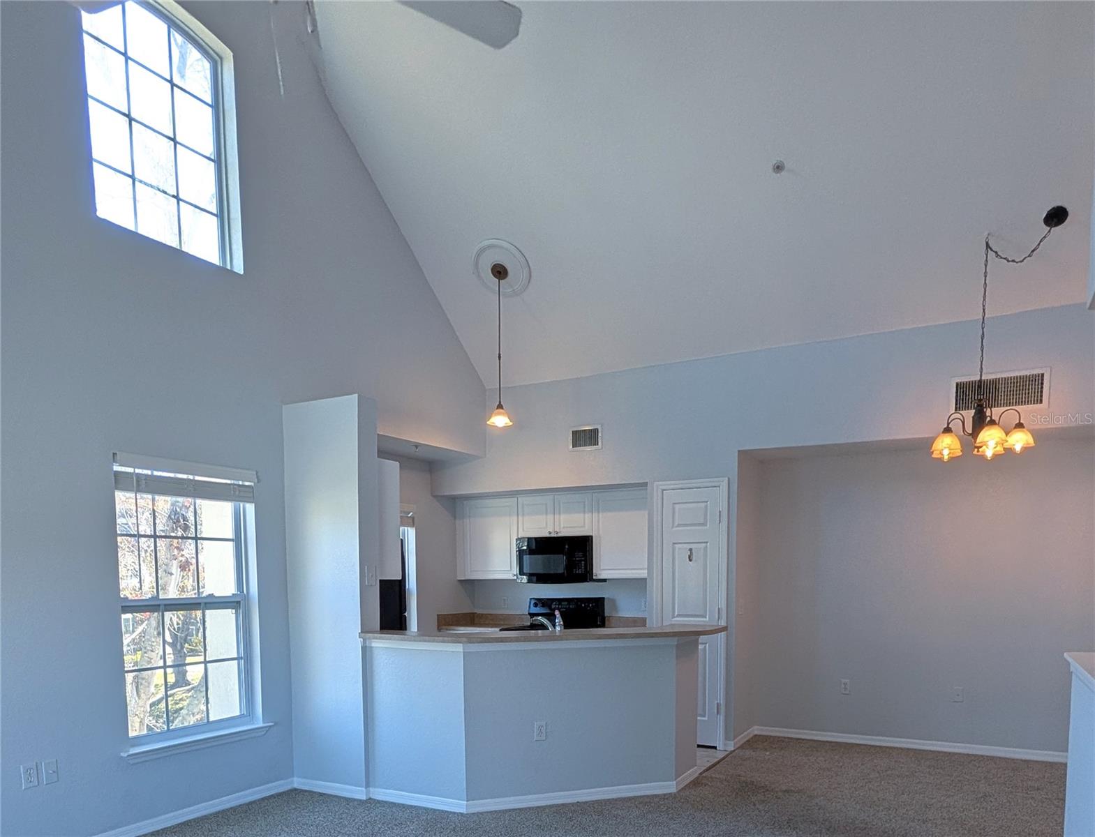 ADMIRALS WALK - Residential