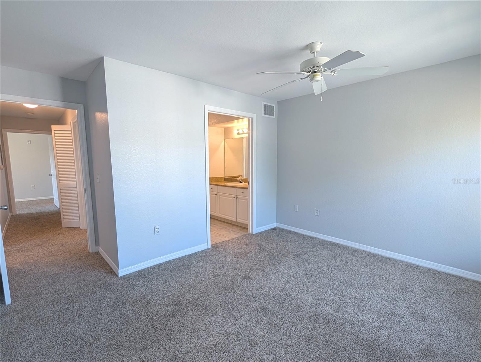 ADMIRALS WALK - Residential