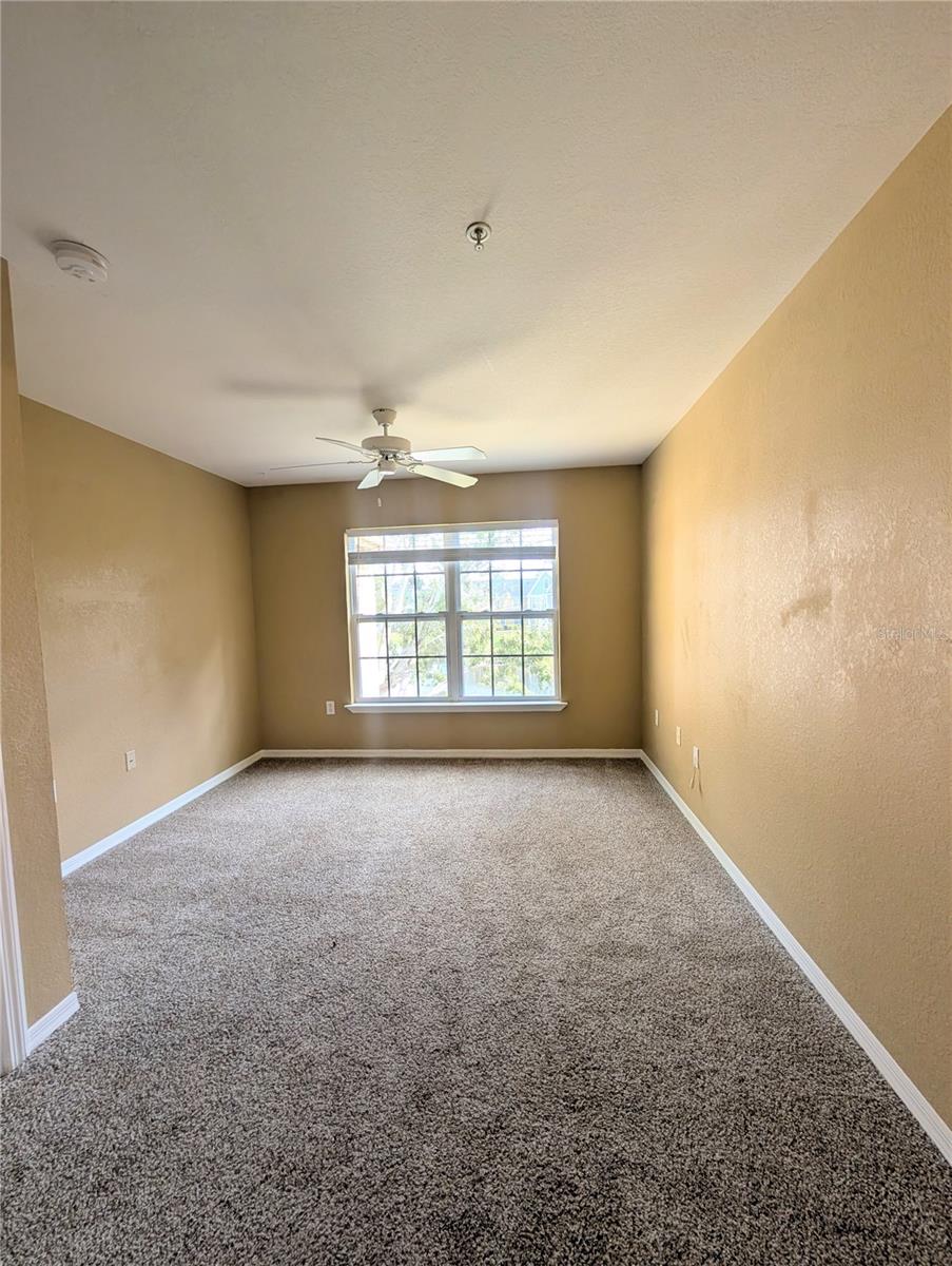 ADMIRALS WALK - Residential