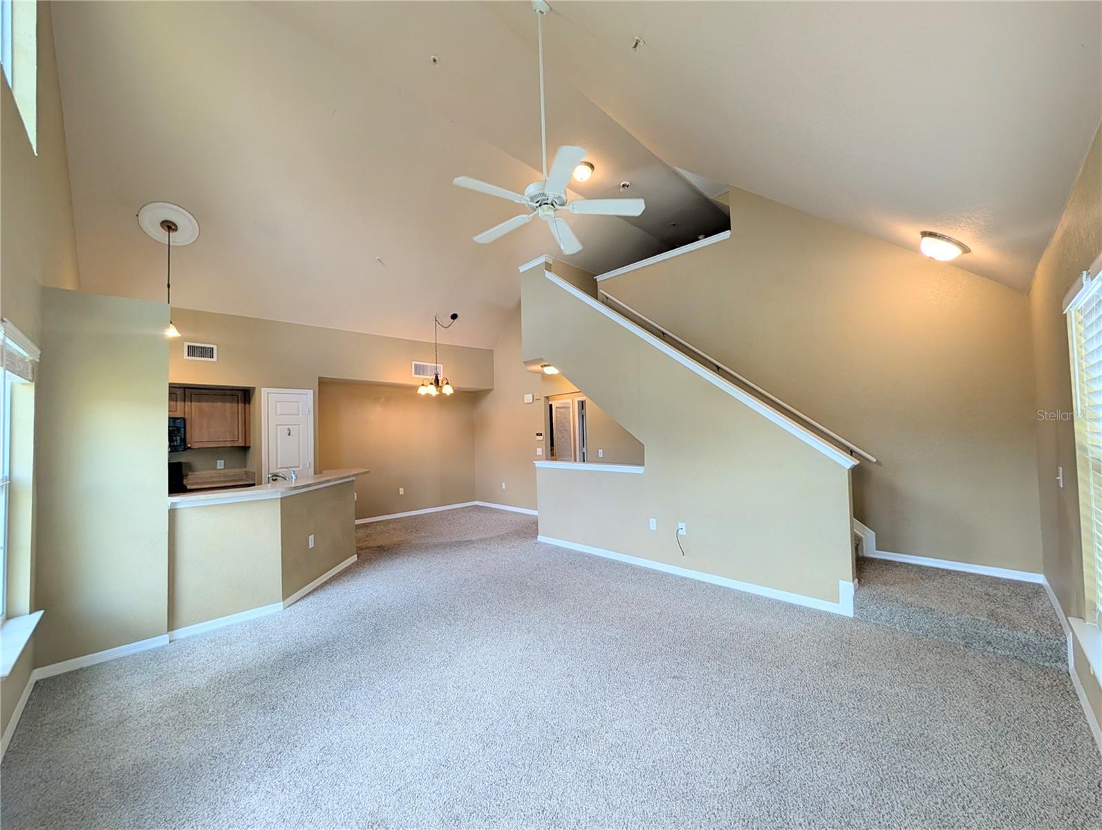 ADMIRALS WALK - Residential