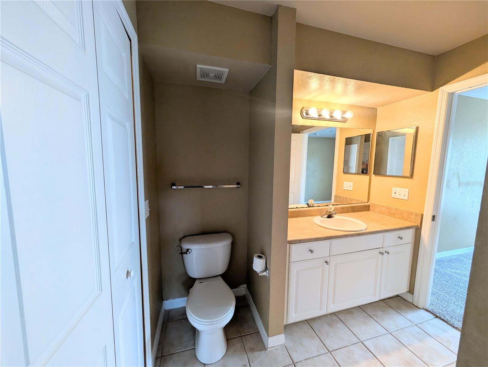 ADMIRALS WALK - Residential