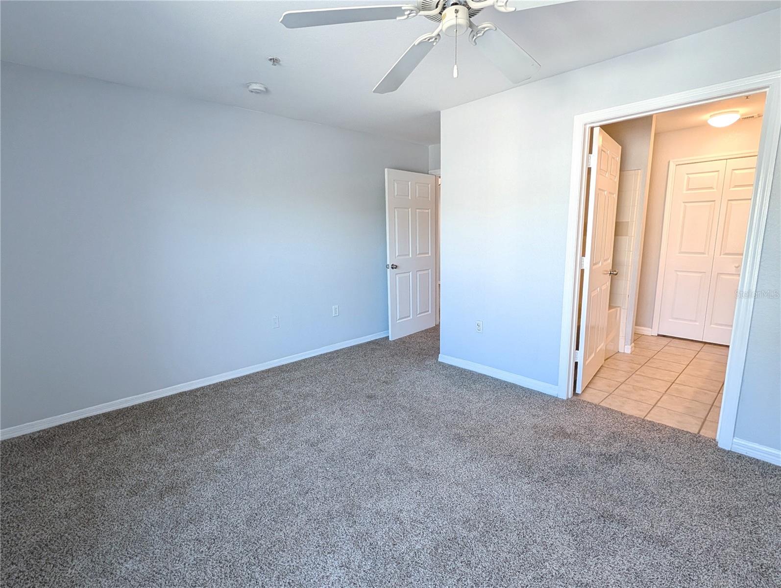 ADMIRALS WALK - Residential