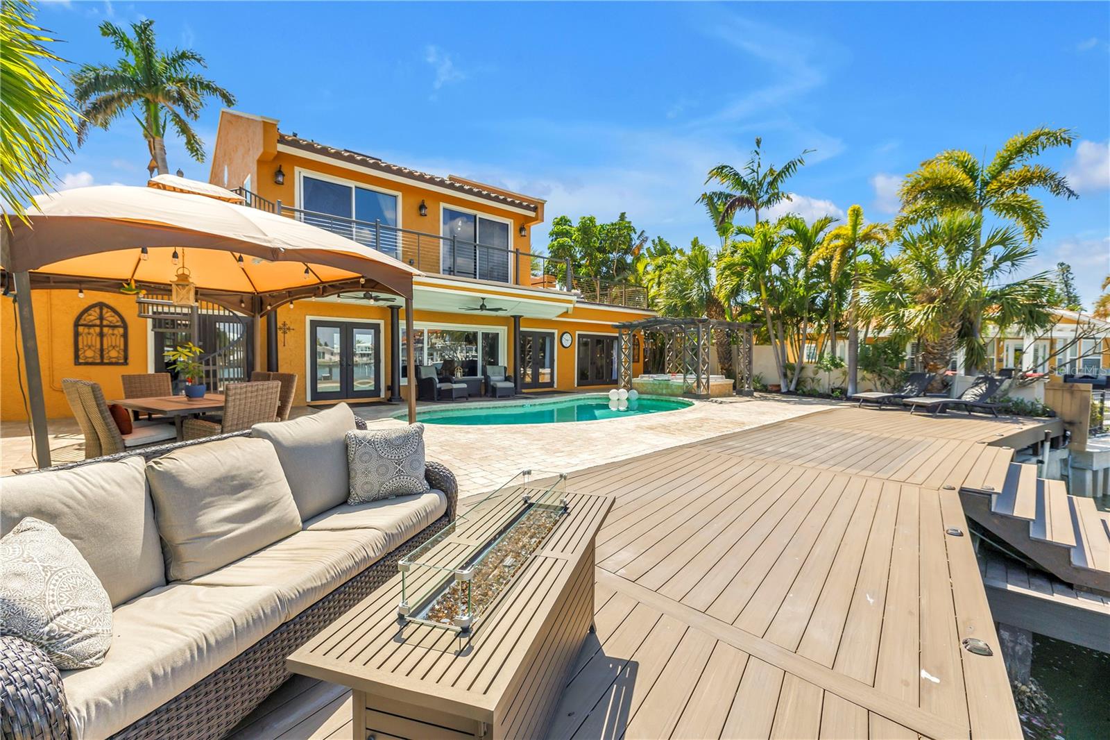 BELLE VISTA POINT - Residential