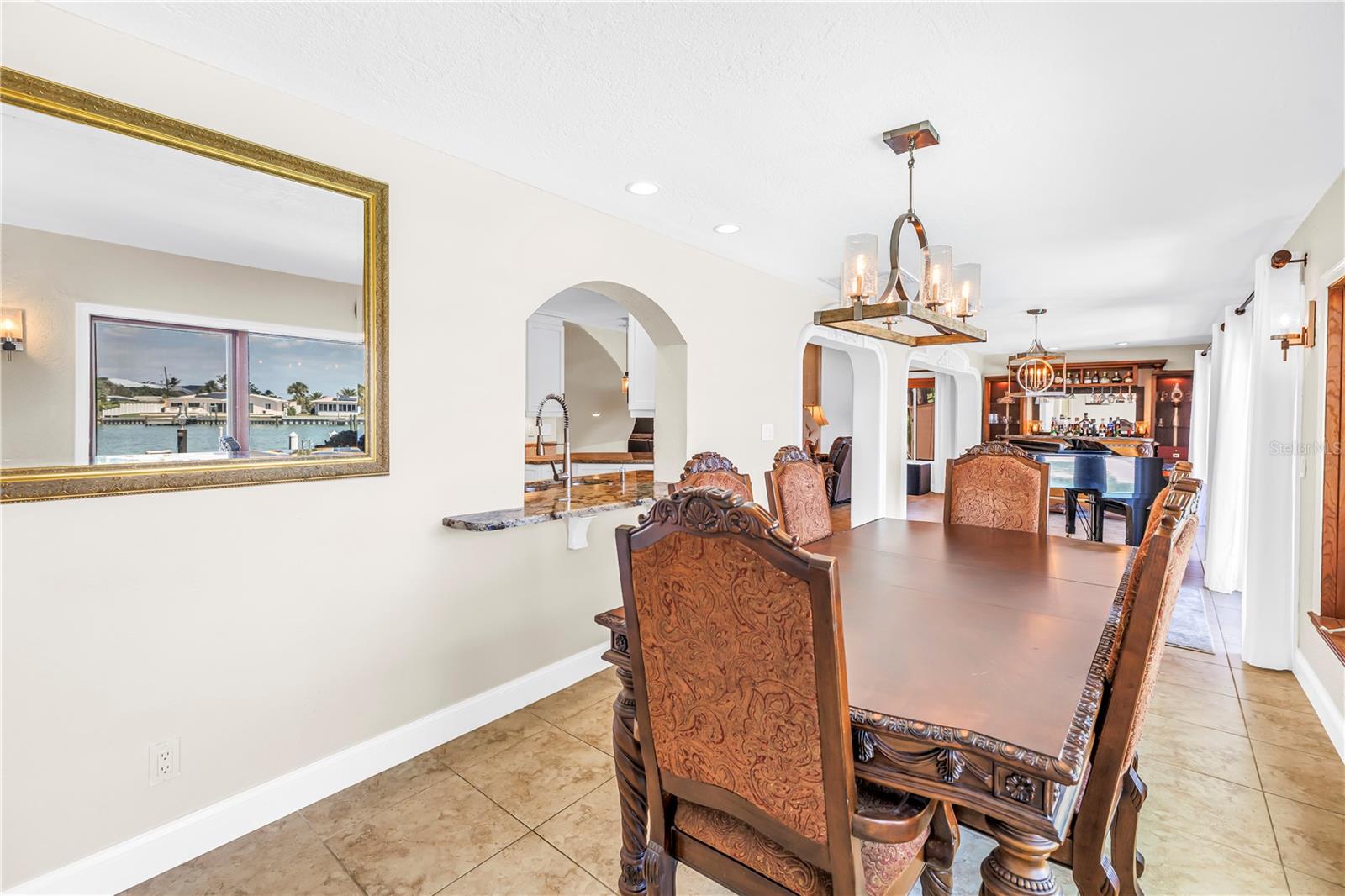 BELLE VISTA POINT - Residential