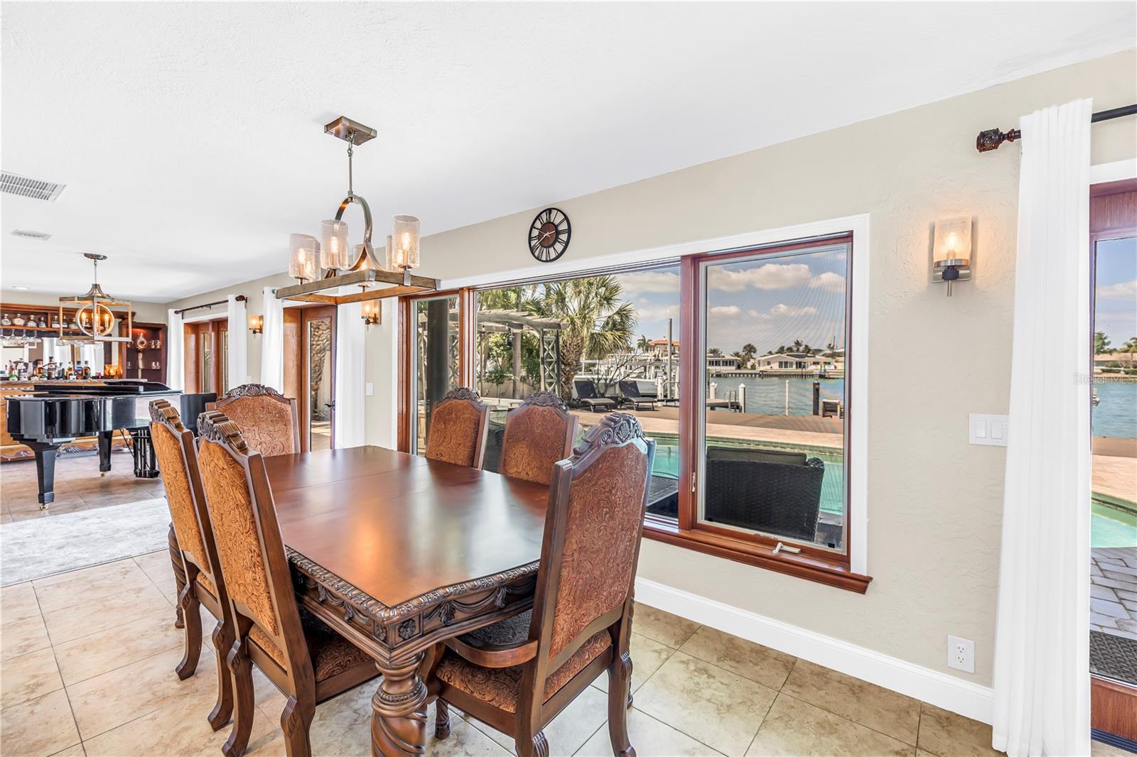 BELLE VISTA POINT - Residential