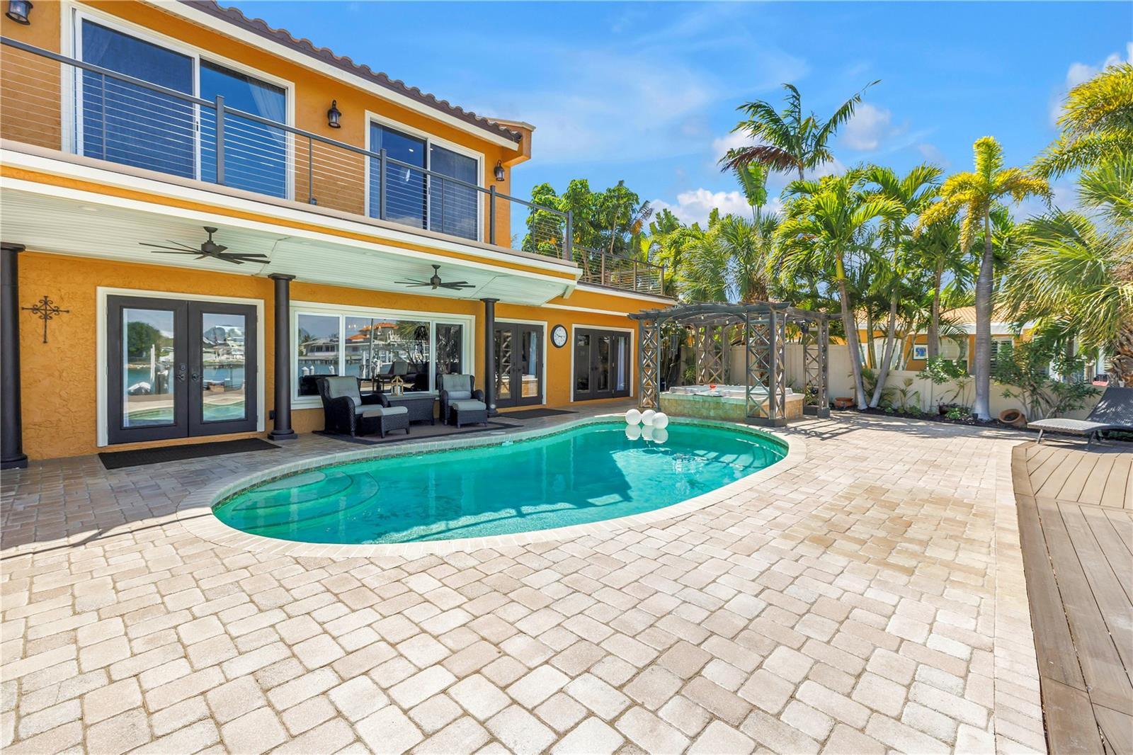 BELLE VISTA POINT - Residential