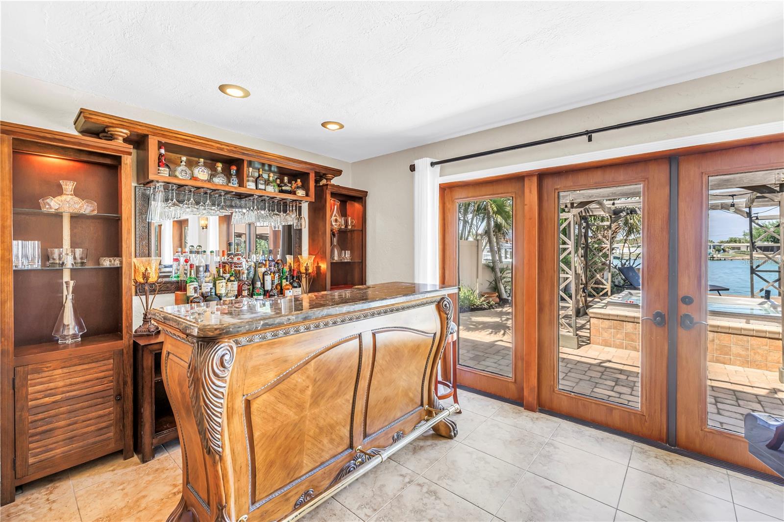 BELLE VISTA POINT - Residential