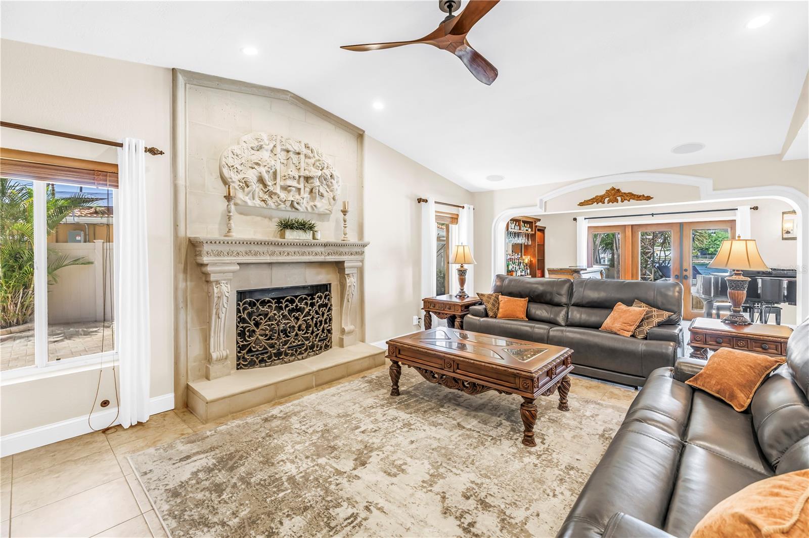 BELLE VISTA POINT - Residential