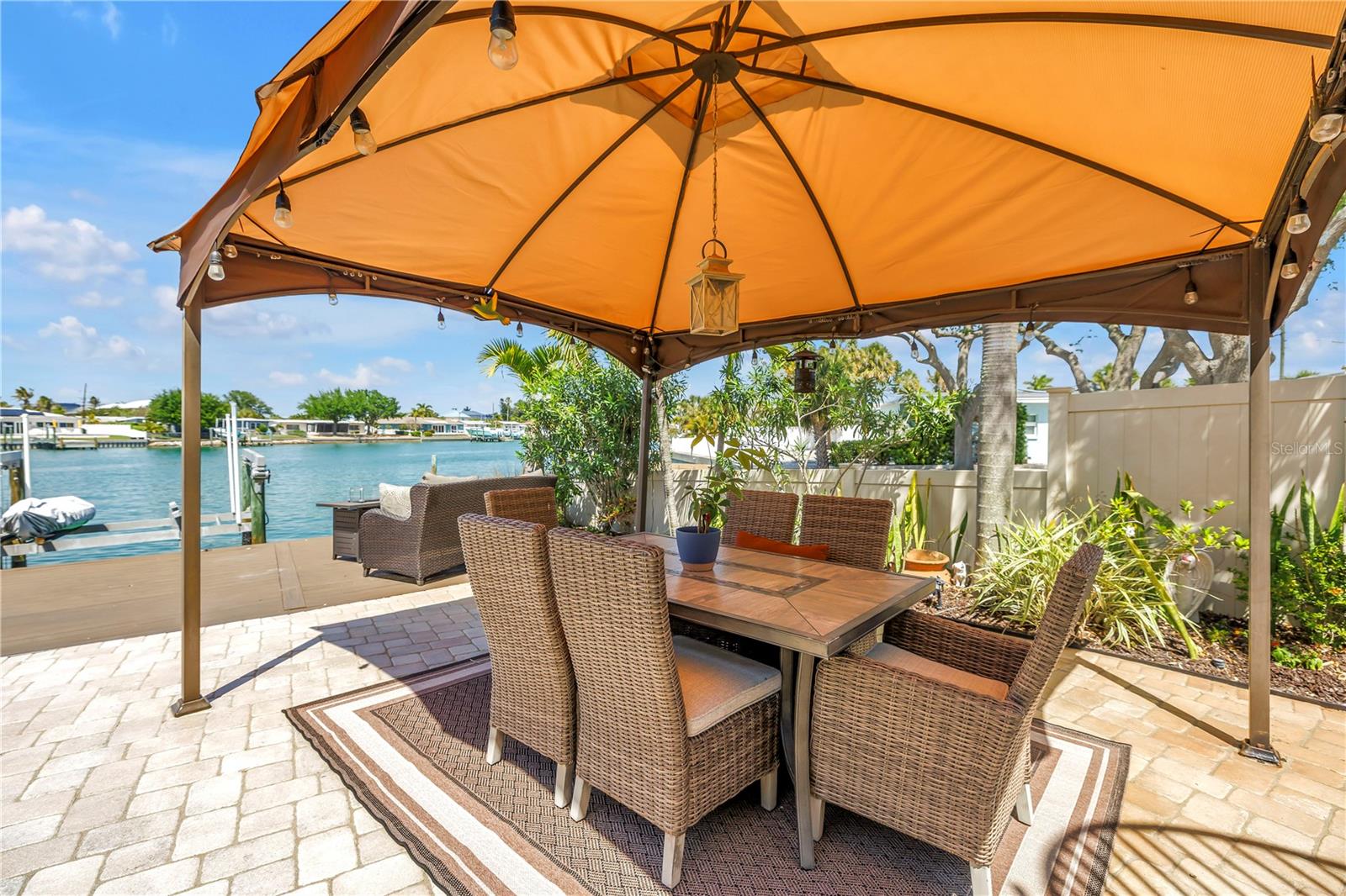 BELLE VISTA POINT - Residential