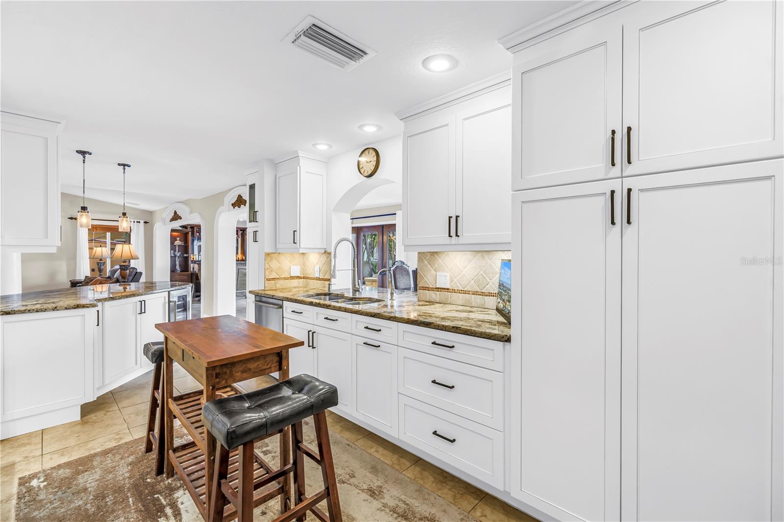 BELLE VISTA POINT - Residential
