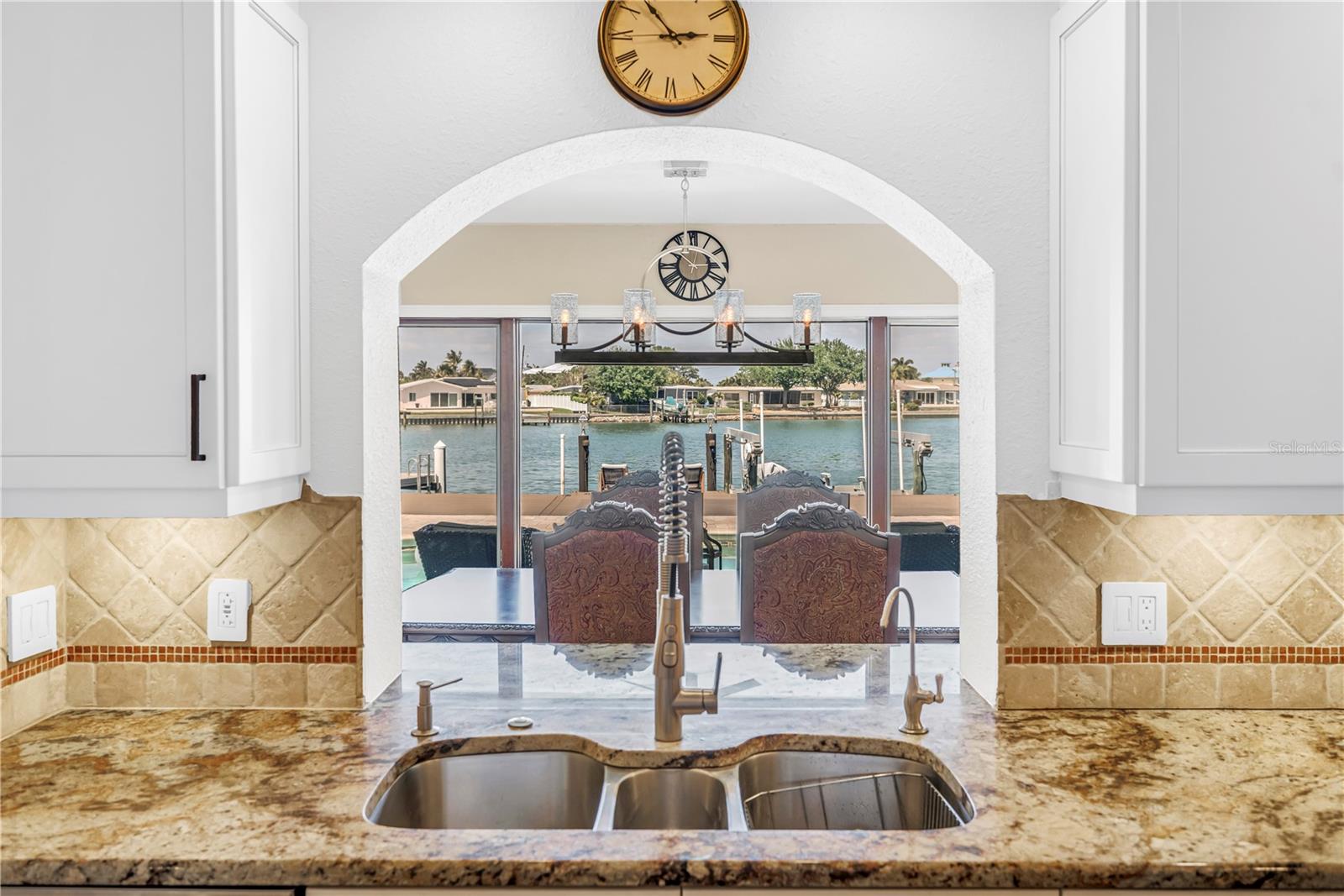 BELLE VISTA POINT - Residential