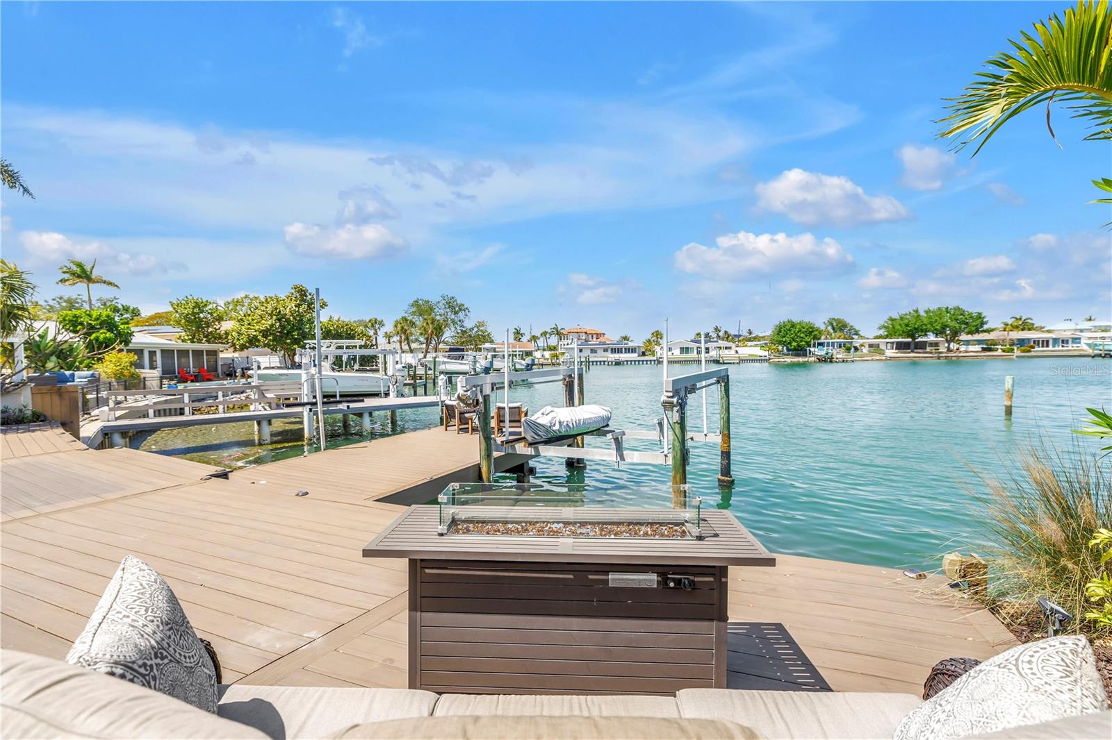 BELLE VISTA POINT - Residential