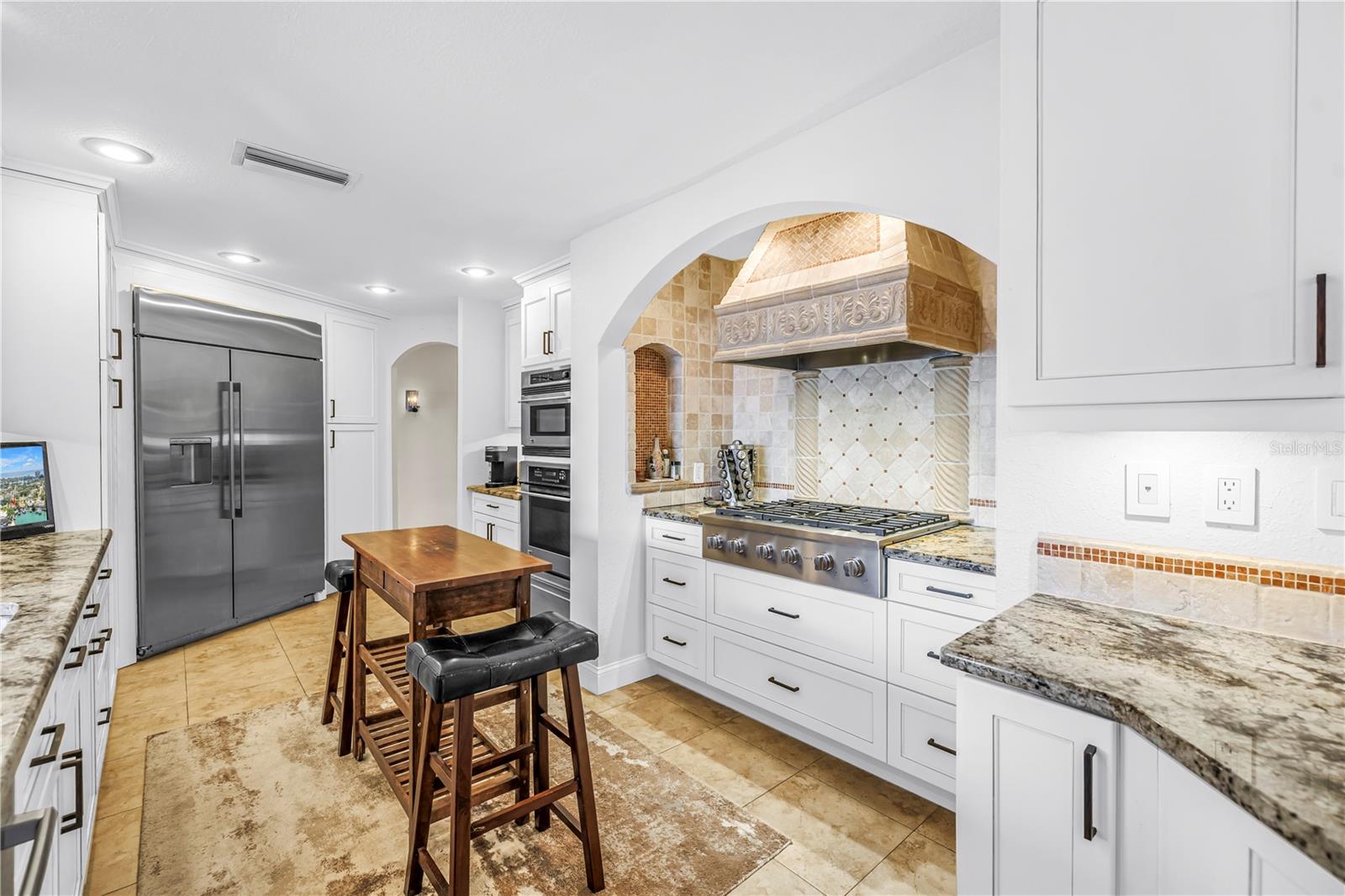 BELLE VISTA POINT - Residential