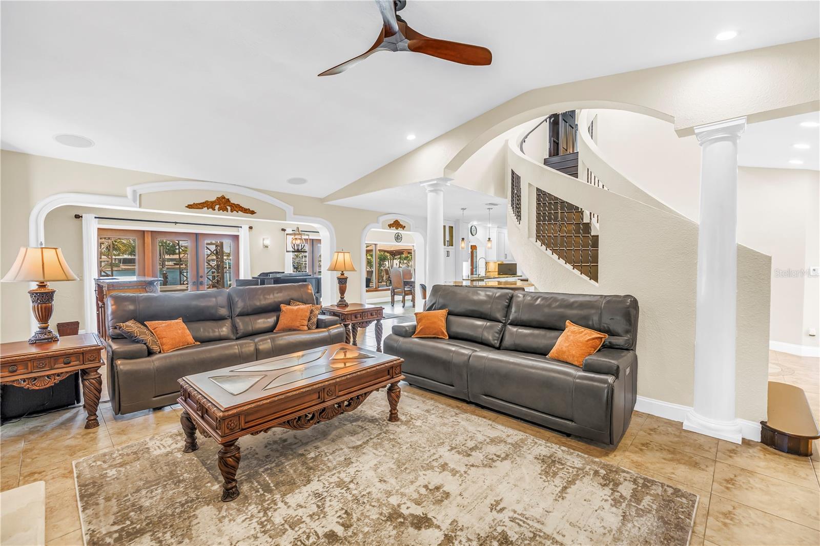 BELLE VISTA POINT - Residential