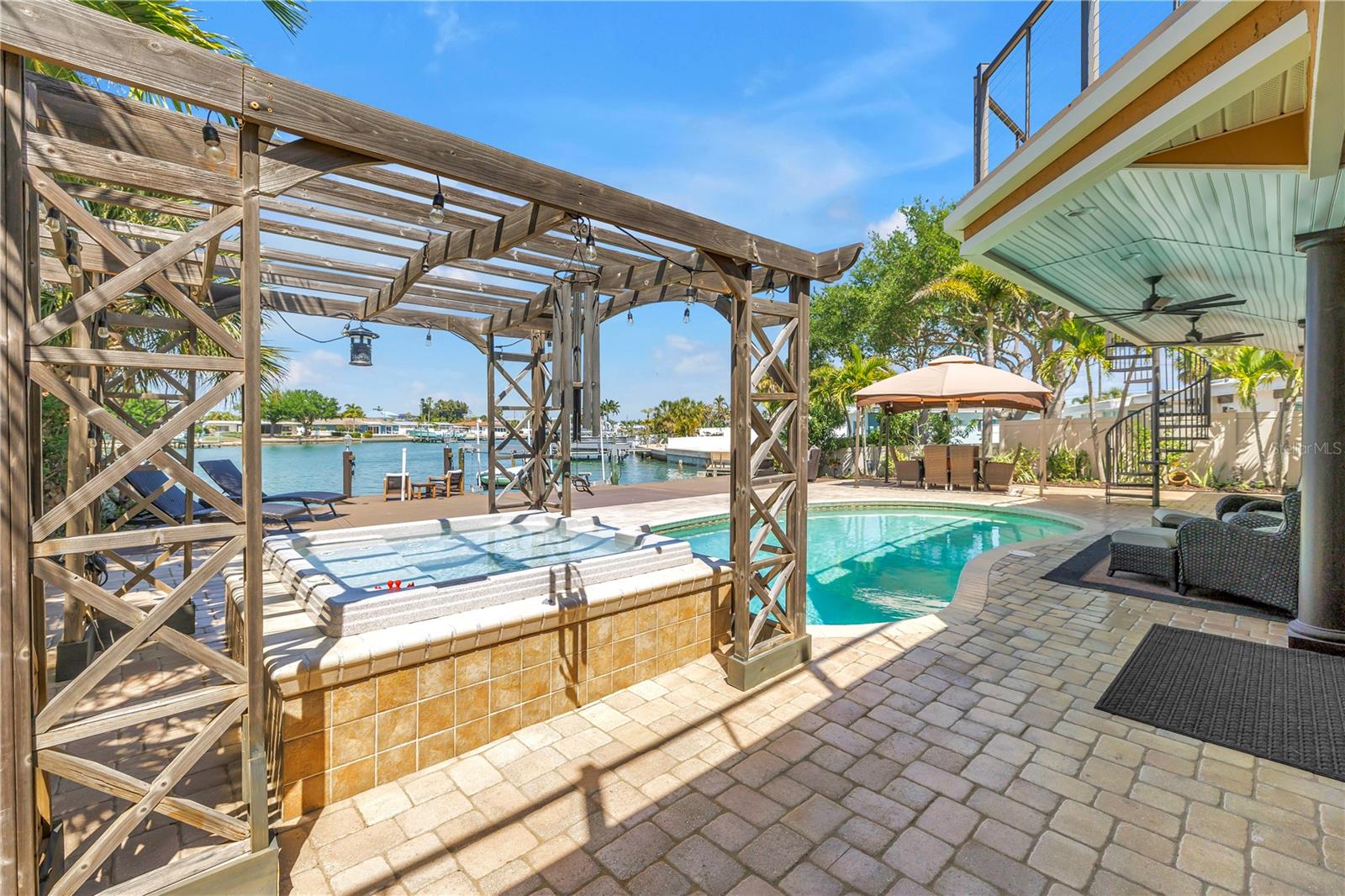 BELLE VISTA POINT - Residential