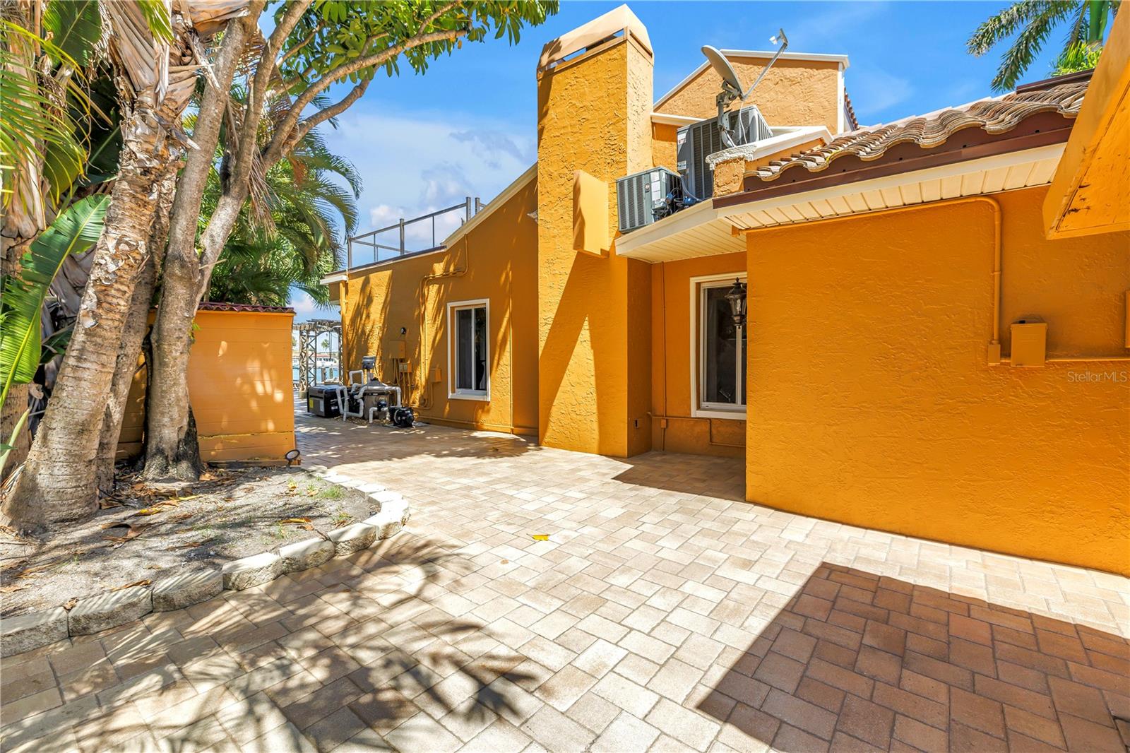 BELLE VISTA POINT - Residential