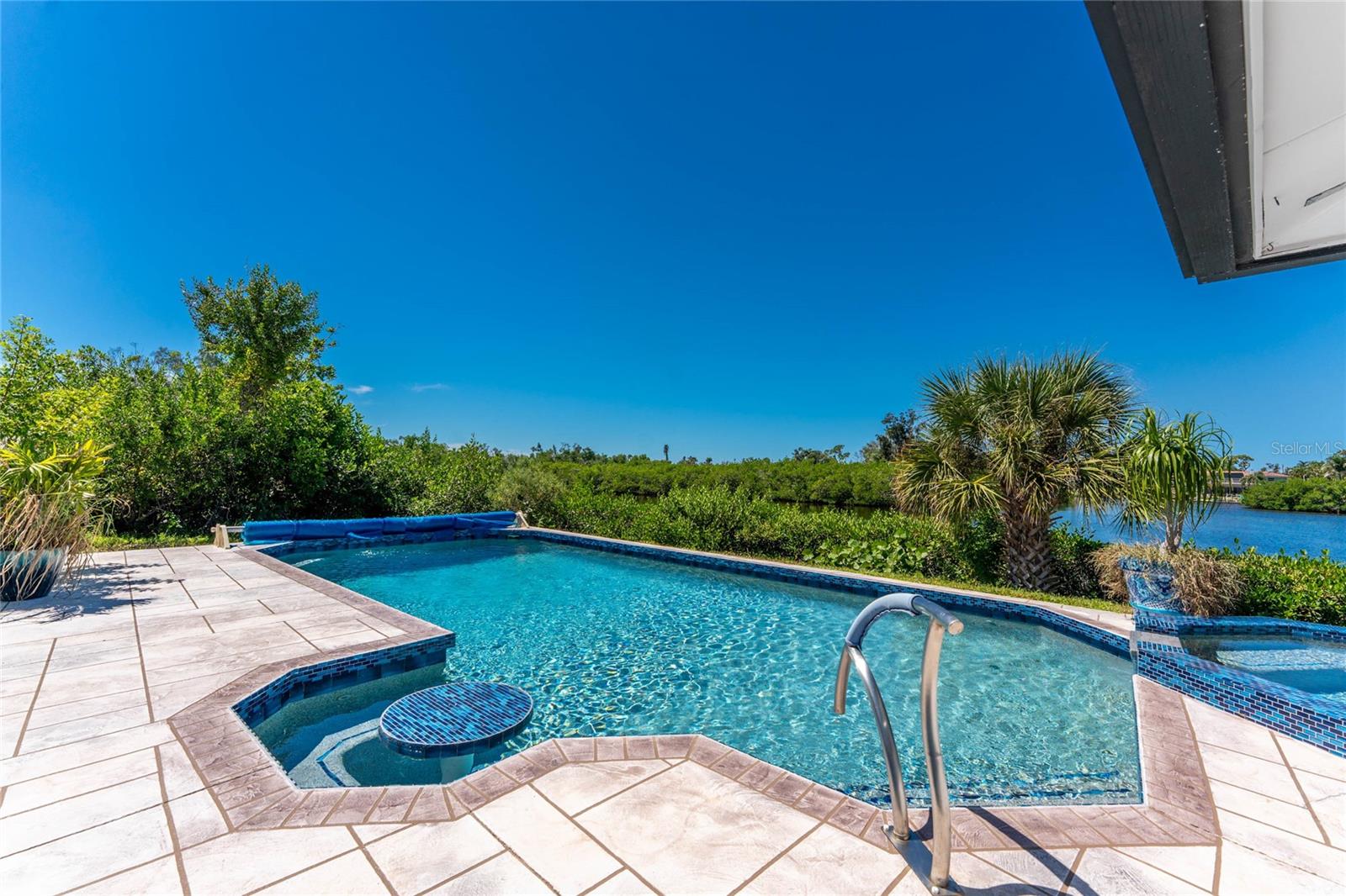 DEER CREEK COVE - Residential