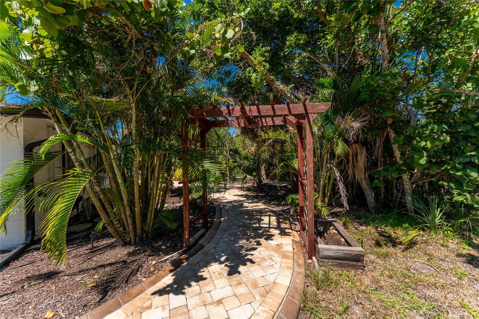 DEER CREEK COVE - Residential