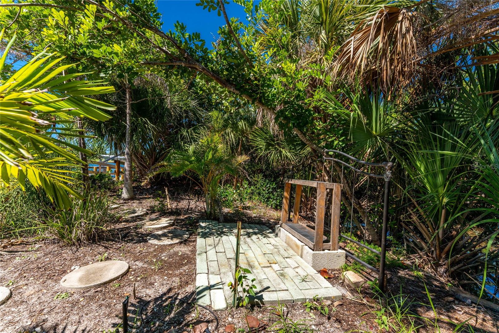 DEER CREEK COVE - Residential