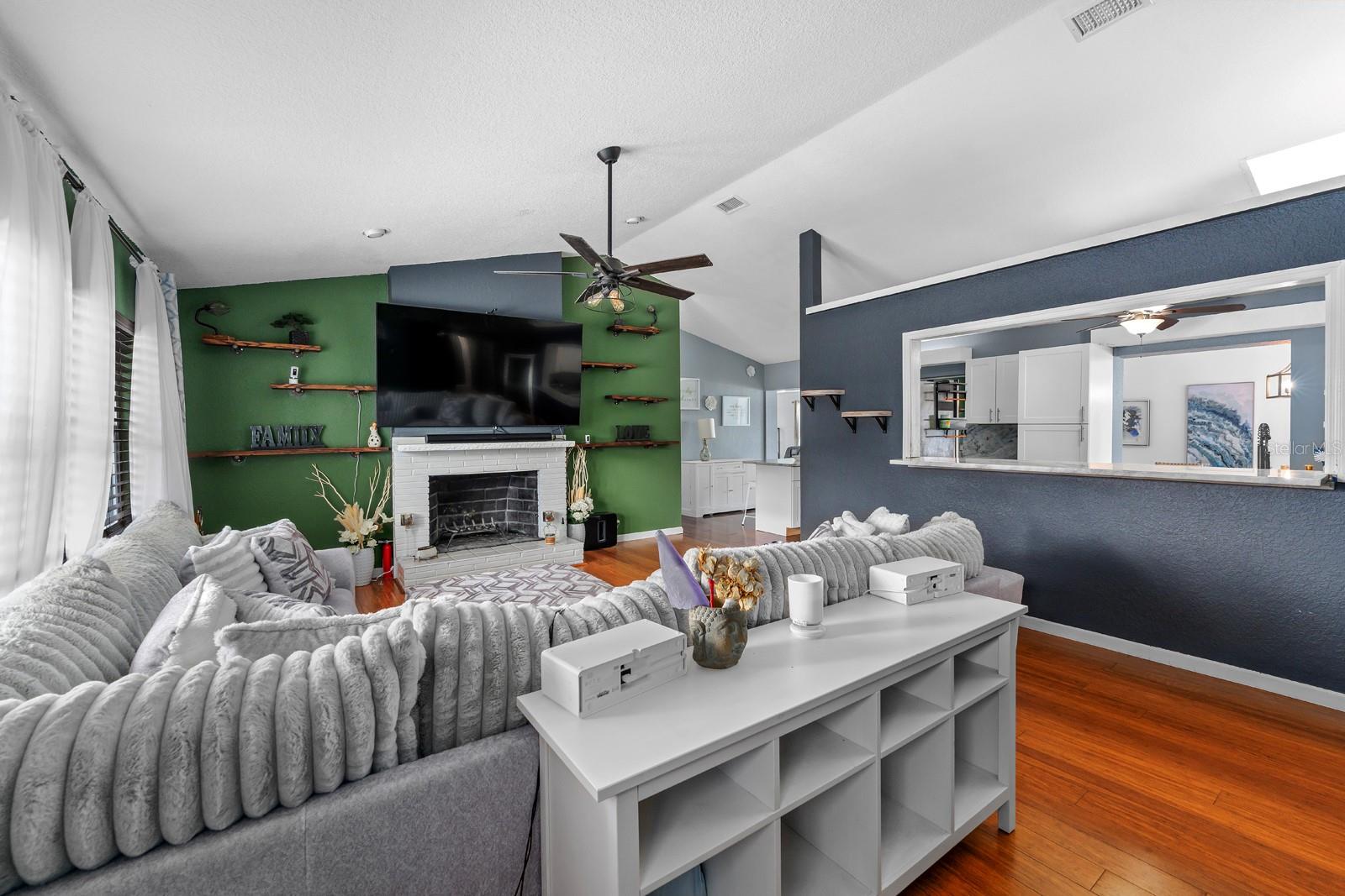 1825 WELLAND DRIVE