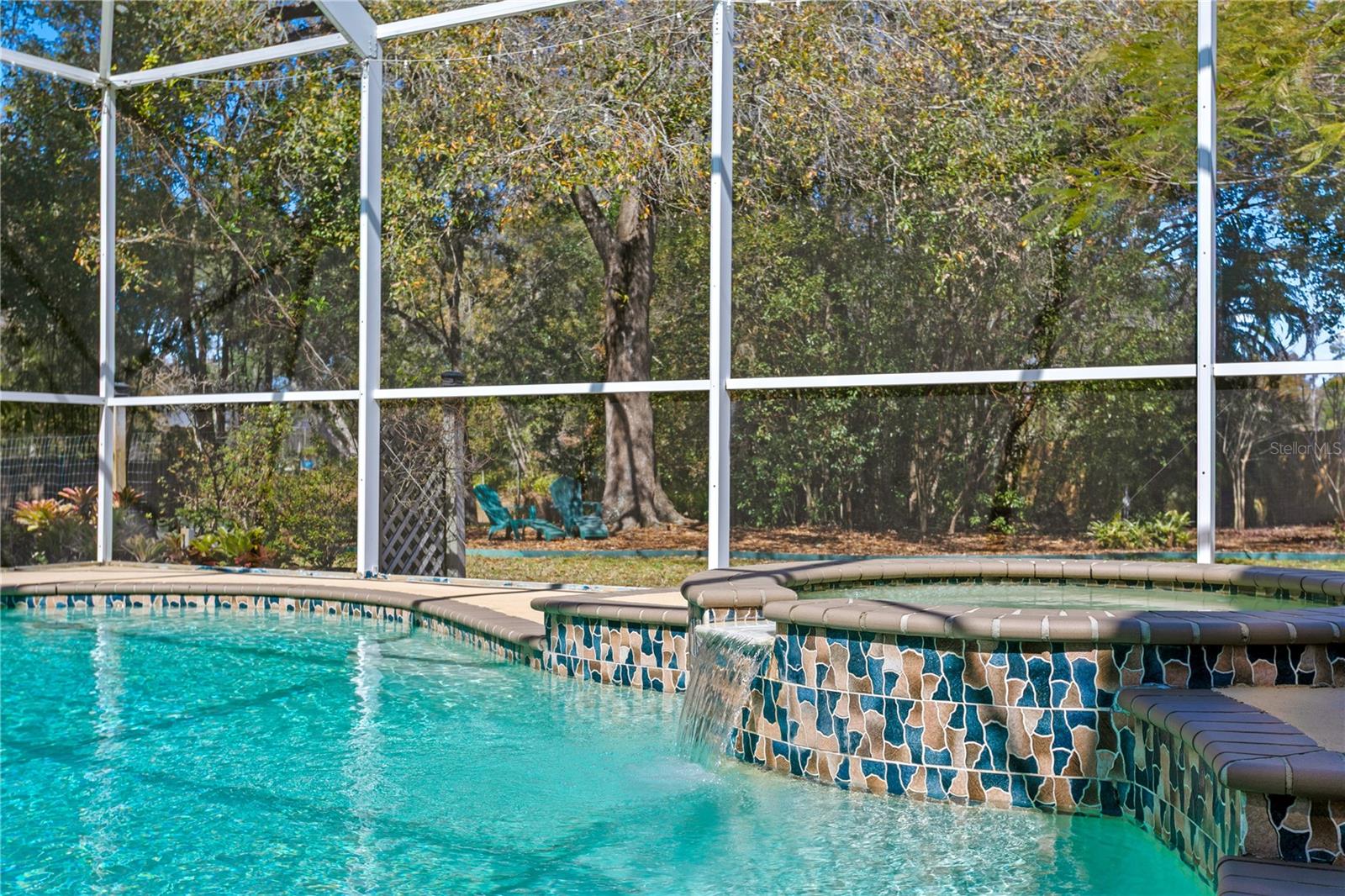 KEYSTONE GROVE LAKES - Residential