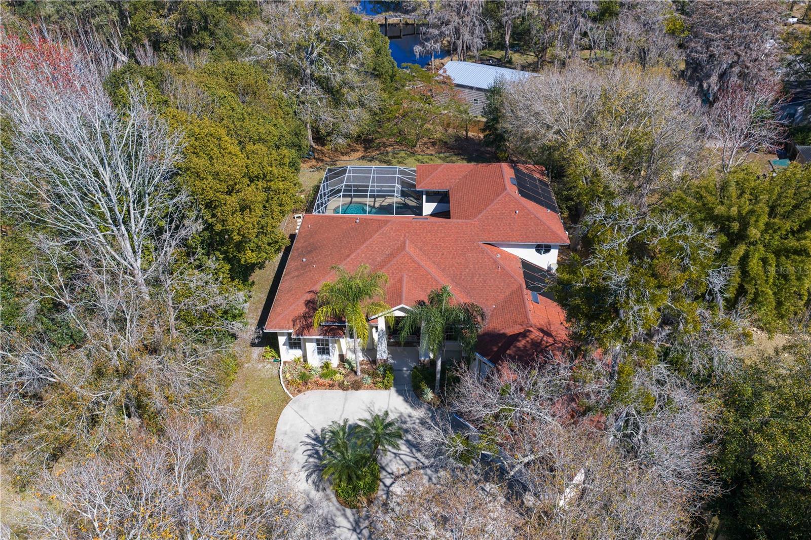 KEYSTONE GROVE LAKES - Residential