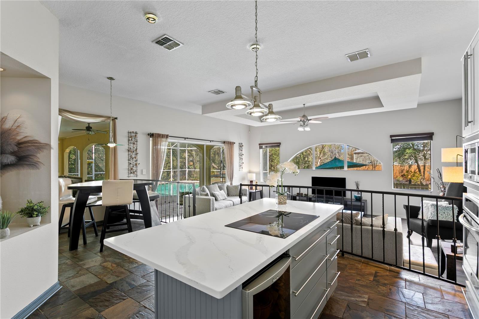 KEYSTONE GROVE LAKES - Residential