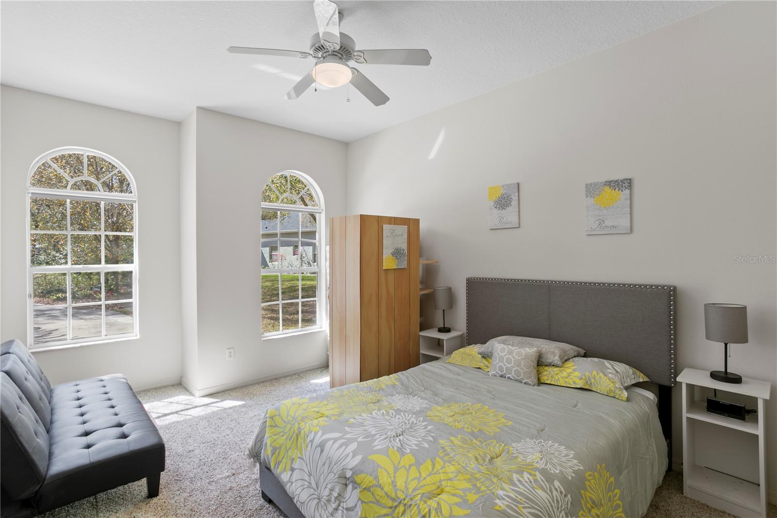 KEYSTONE GROVE LAKES - Residential