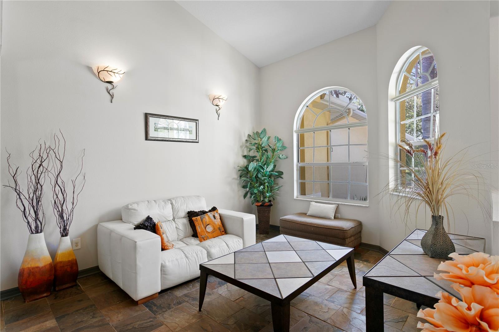 KEYSTONE GROVE LAKES - Residential