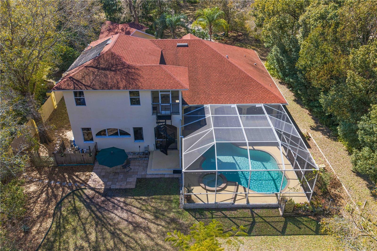 KEYSTONE GROVE LAKES - Residential