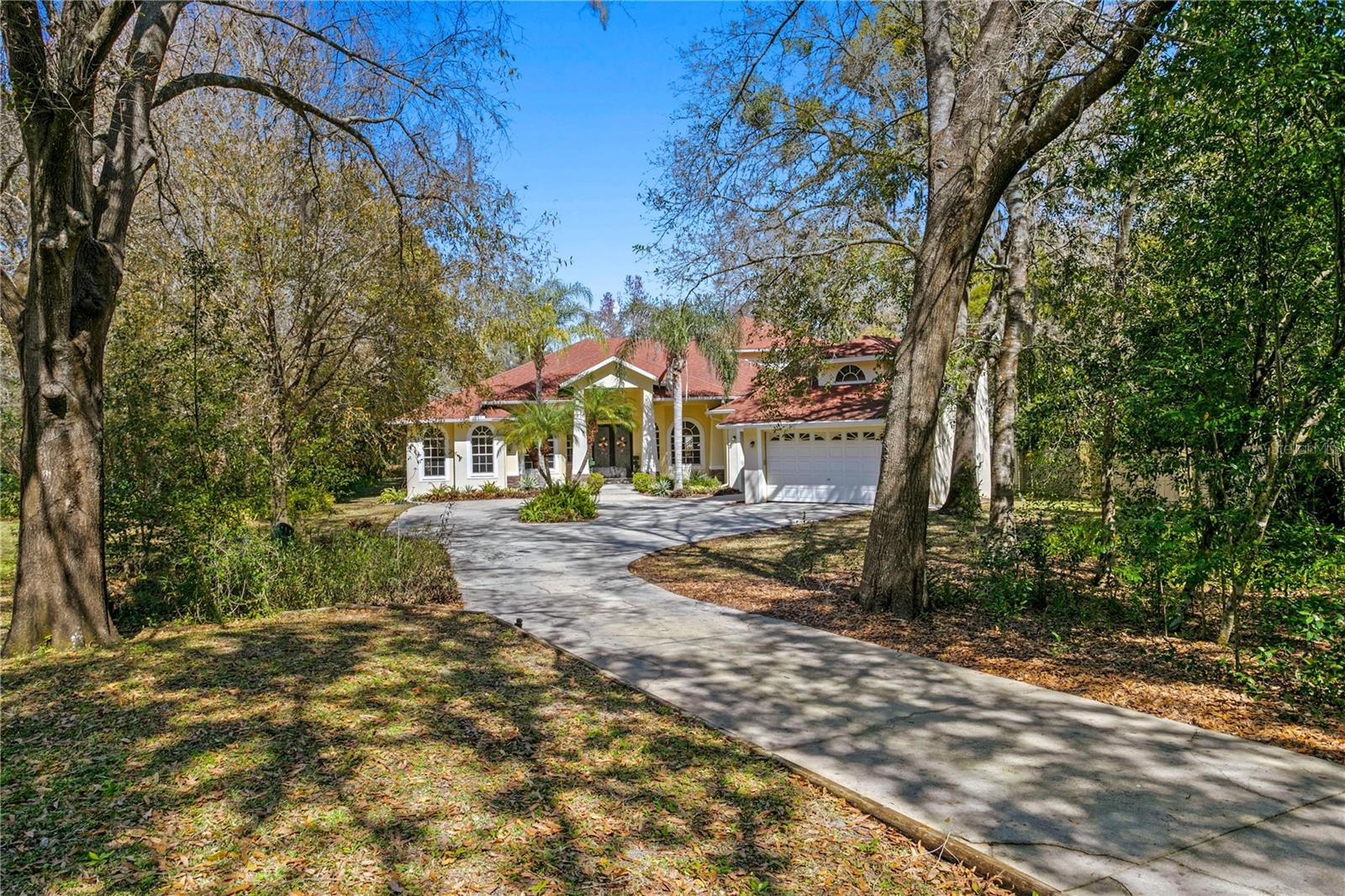 KEYSTONE GROVE LAKES - Residential