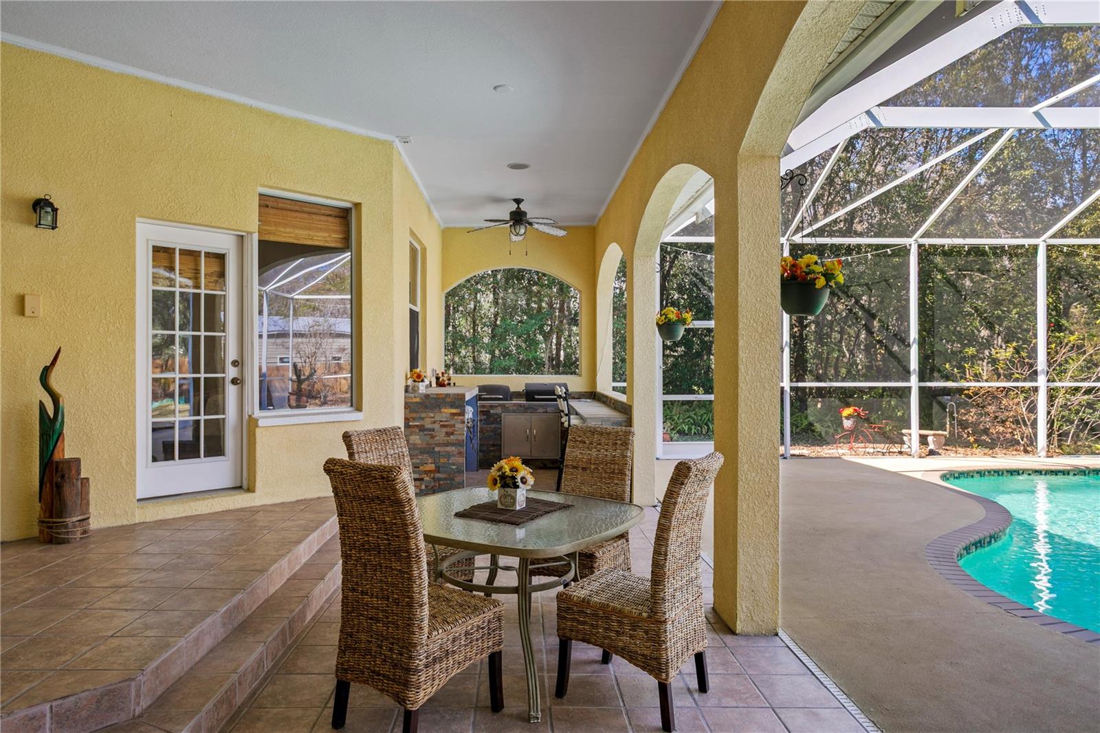 KEYSTONE GROVE LAKES - Residential