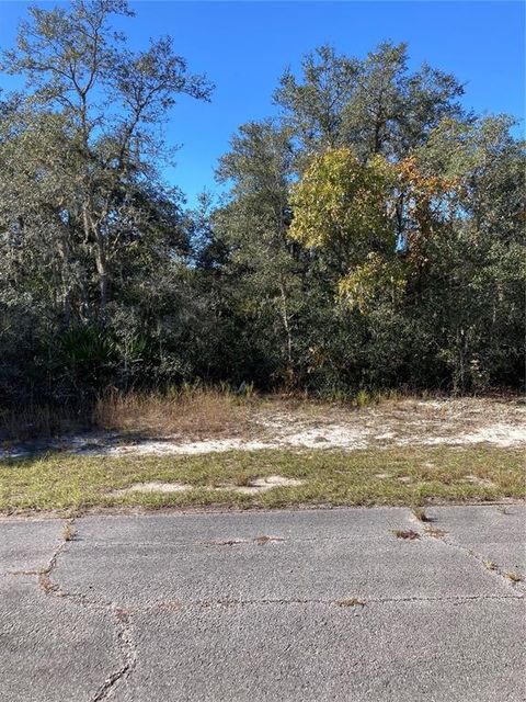 A home in POINCIANA